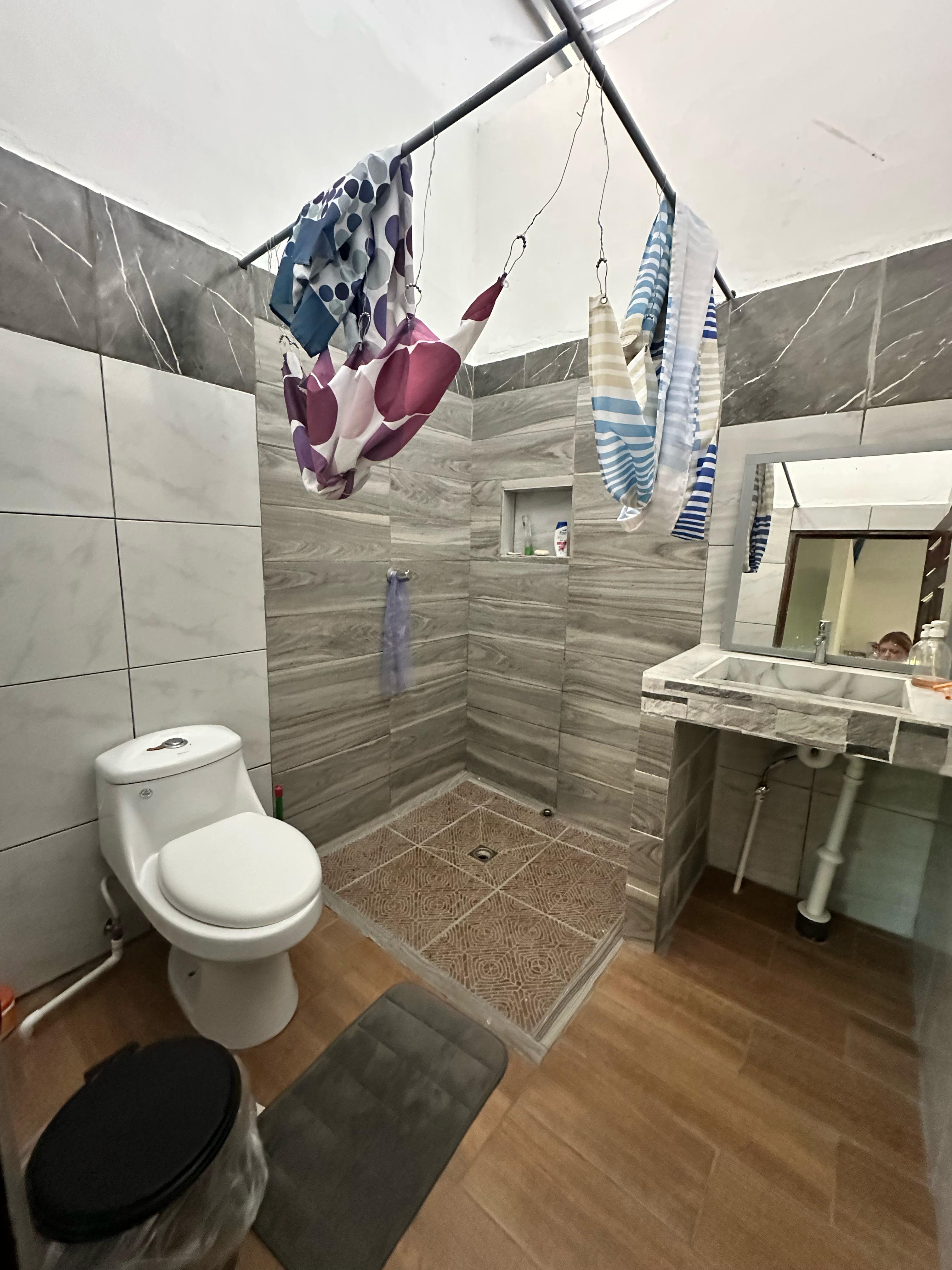 AHUACHAPAN CASA EN GUAYMANGO