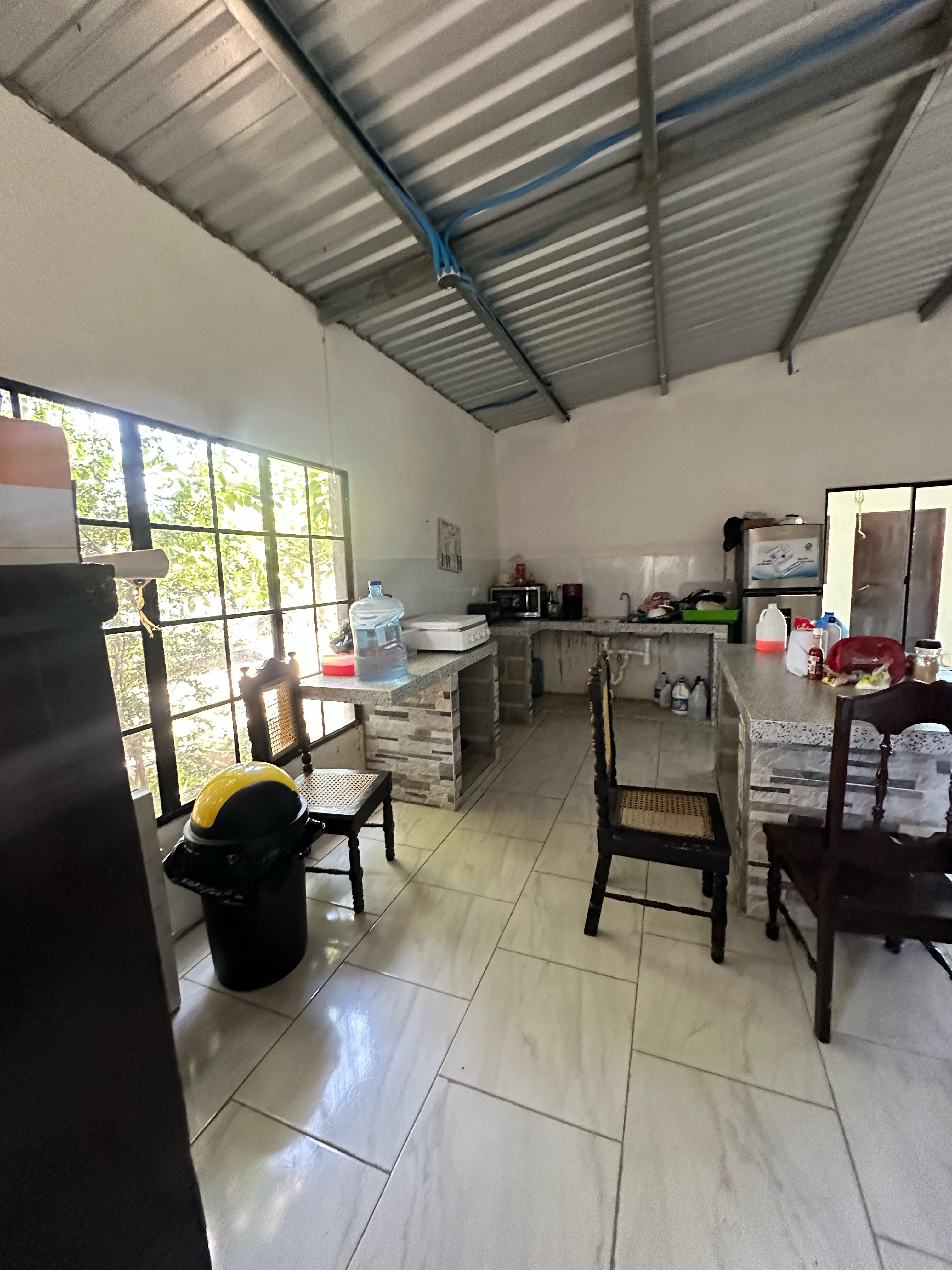 AHUACHAPAN CASA EN GUAYMANGO