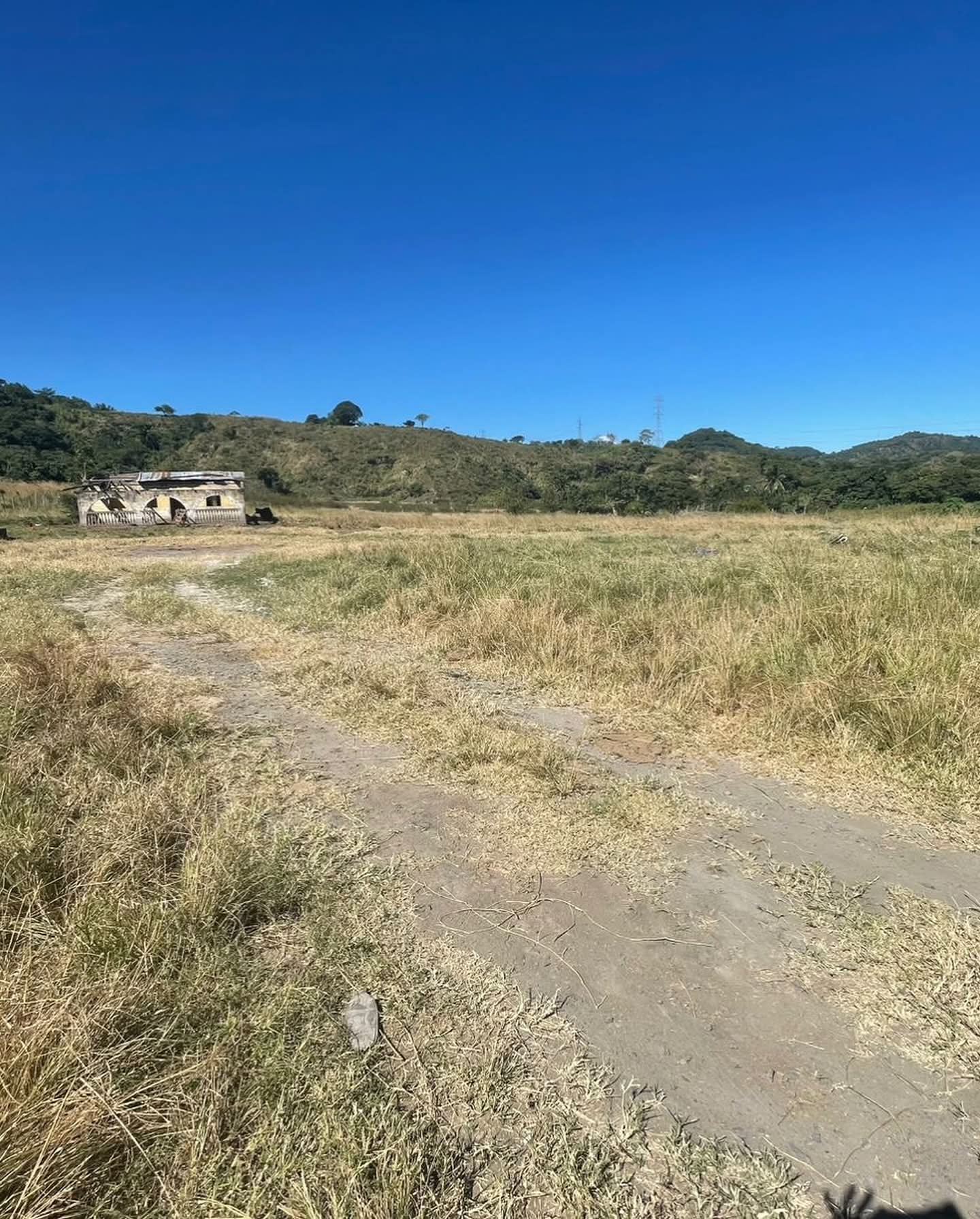 SAN PEDRO PERULAPAN CARRETERA DE ORO