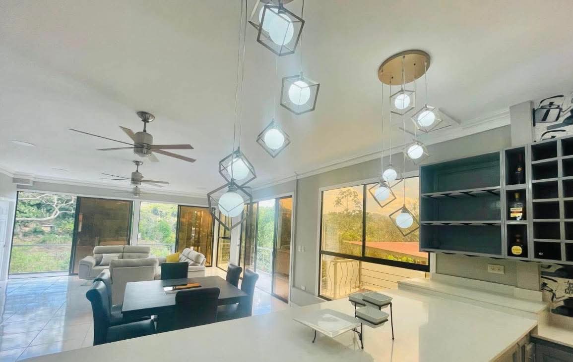 HUIZUCAR CASA DE CAMPO AMUEBLADA 