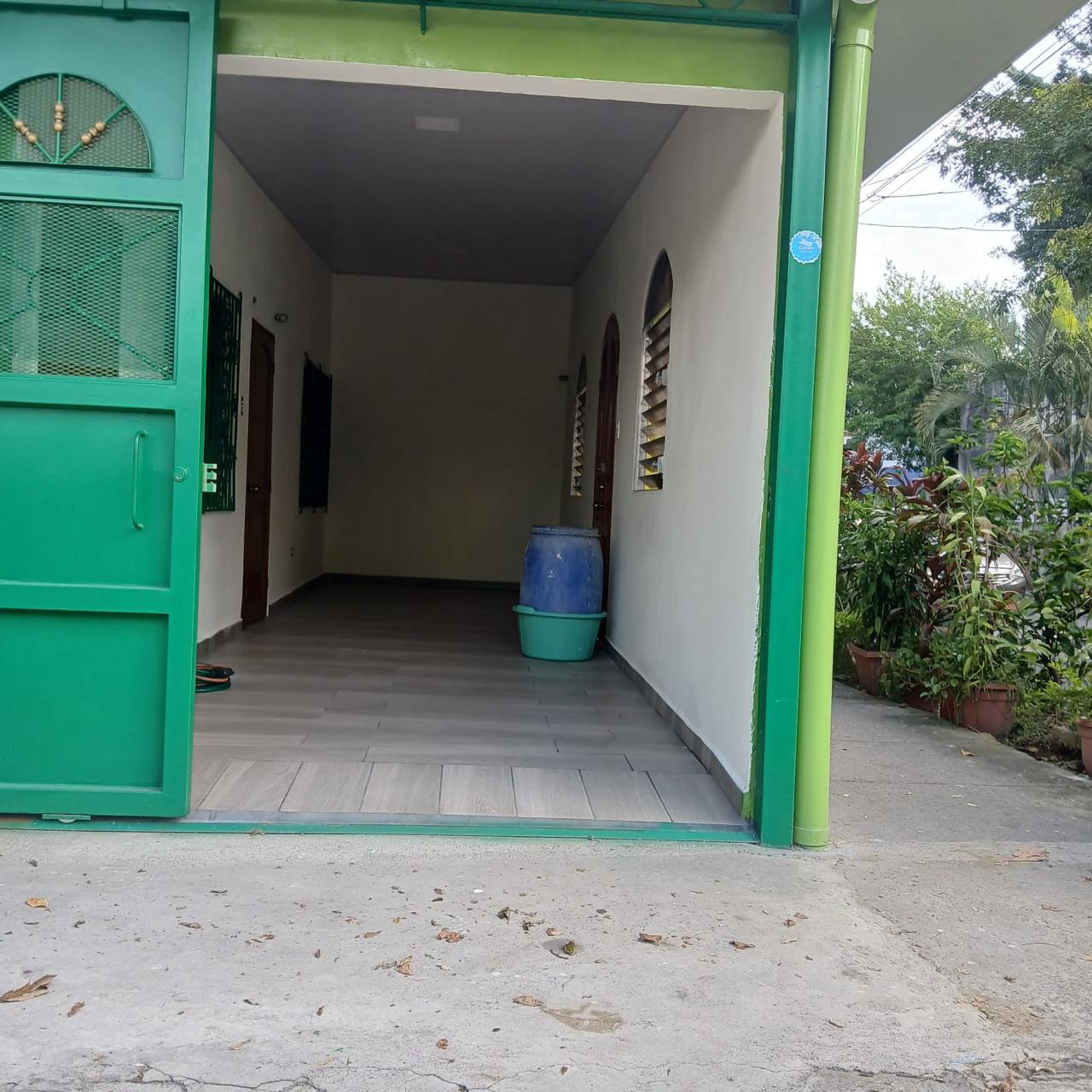 CASA LOS SANTOS 1 SOYAPANGO