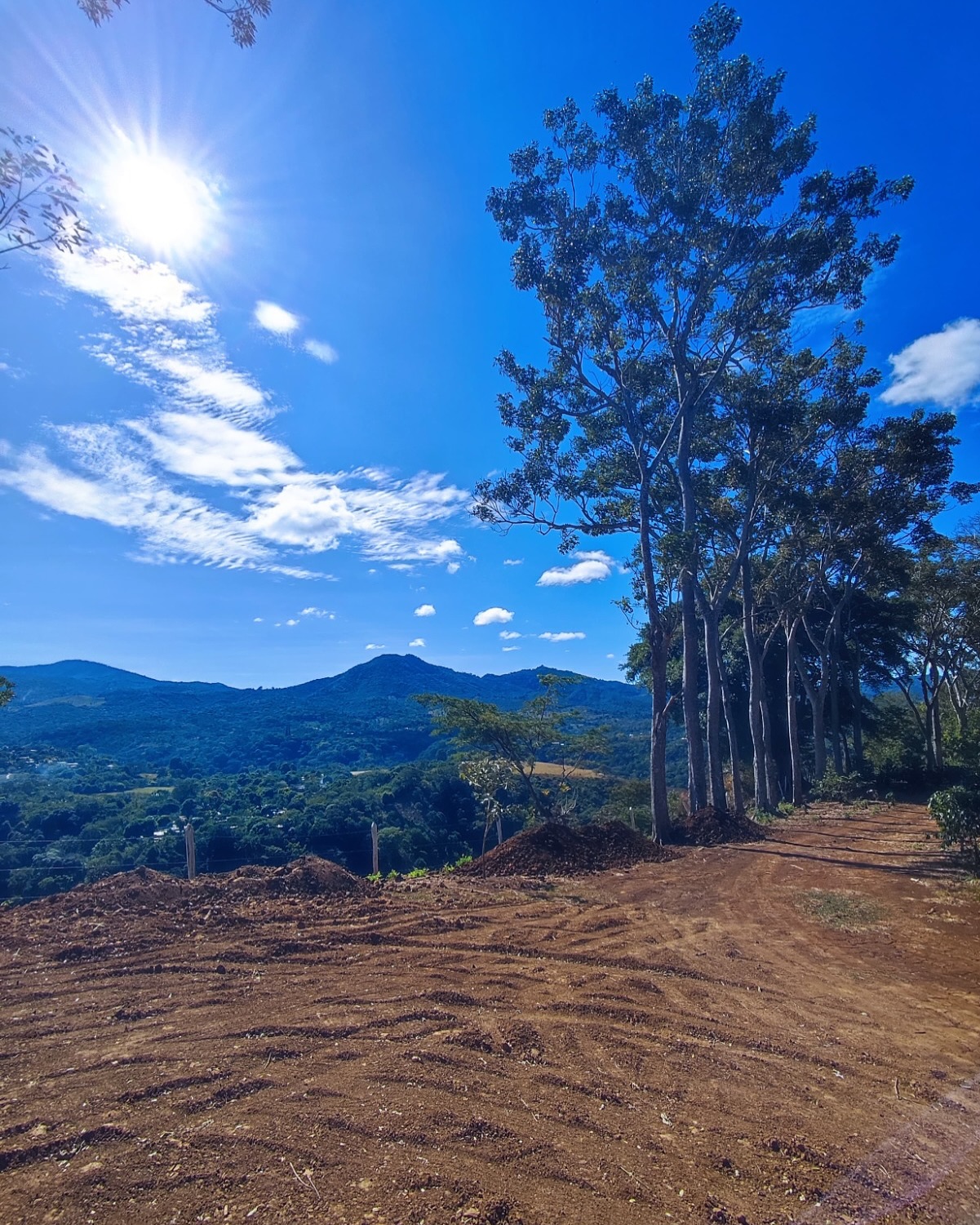 LOTES RES PRIVADA A 2KM DEL CENTRO DE AHUACHAPAN