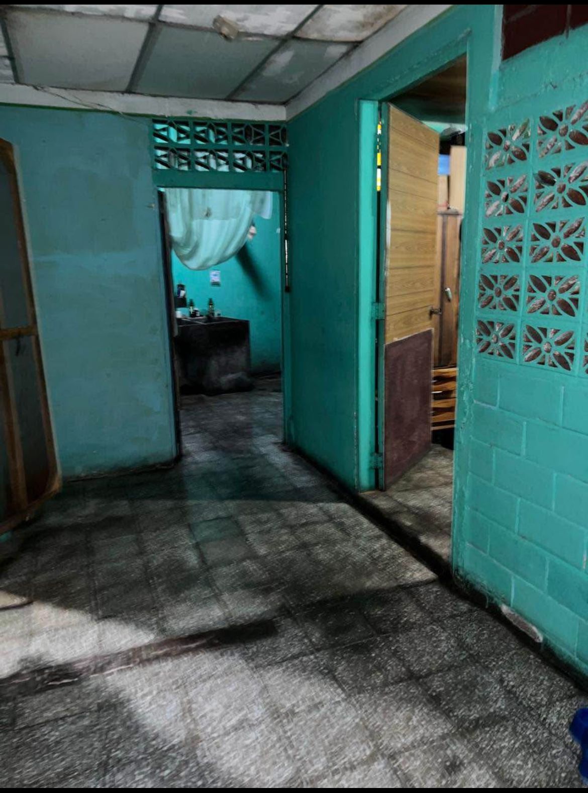 CASA EN AYUTUXTEPEQUE 