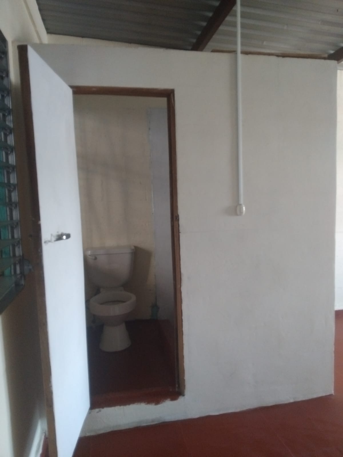 CASA DOS NIVELES LA CAÑAS ILOPANGO