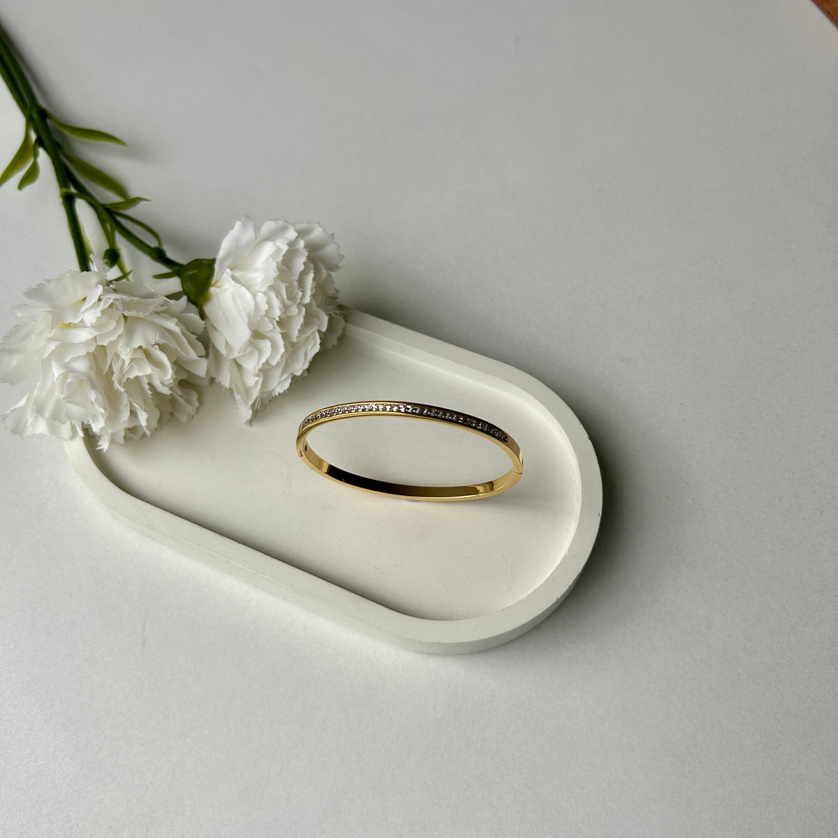 Dainty Bangle