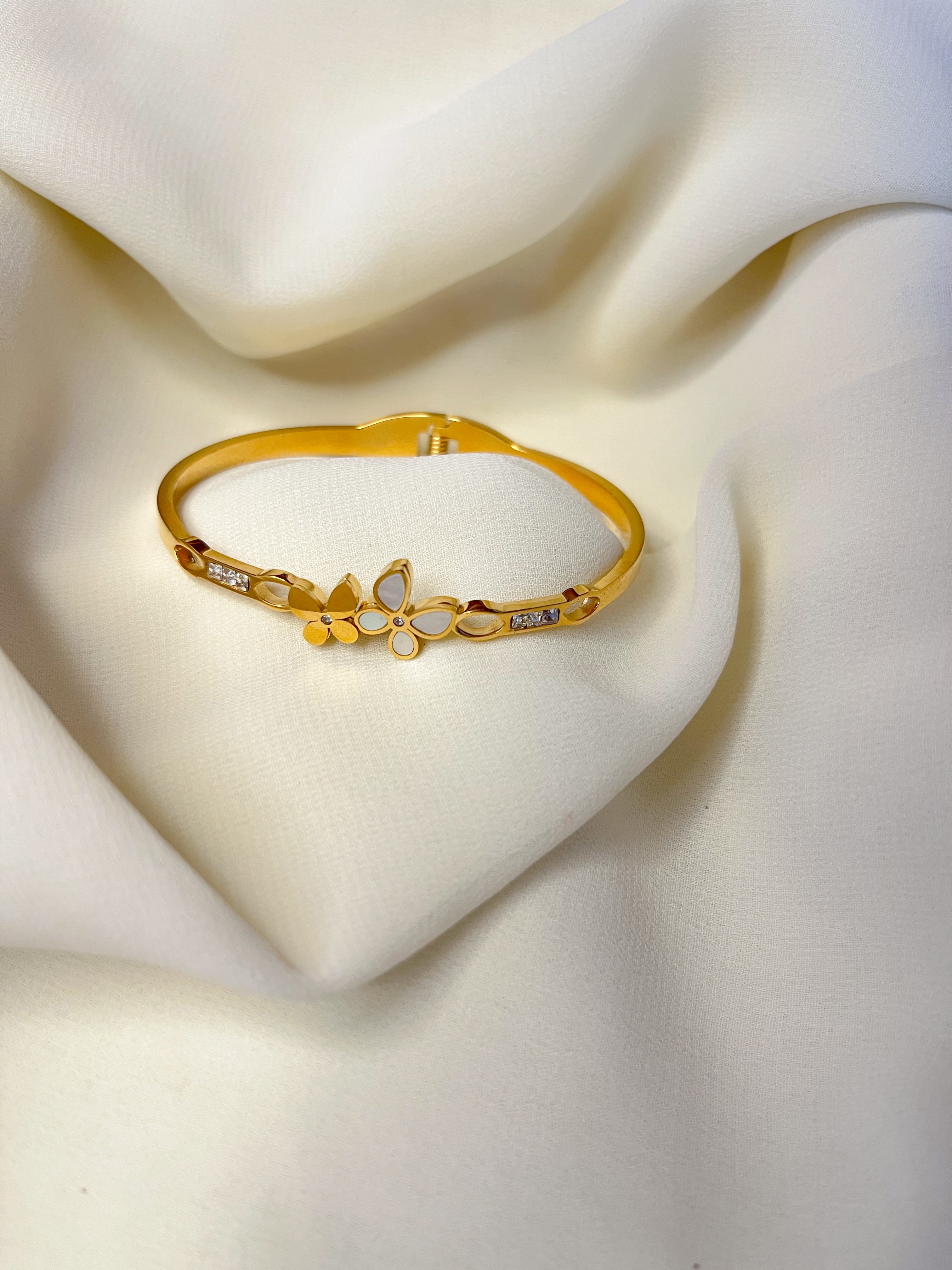 Butterfly bracelet 