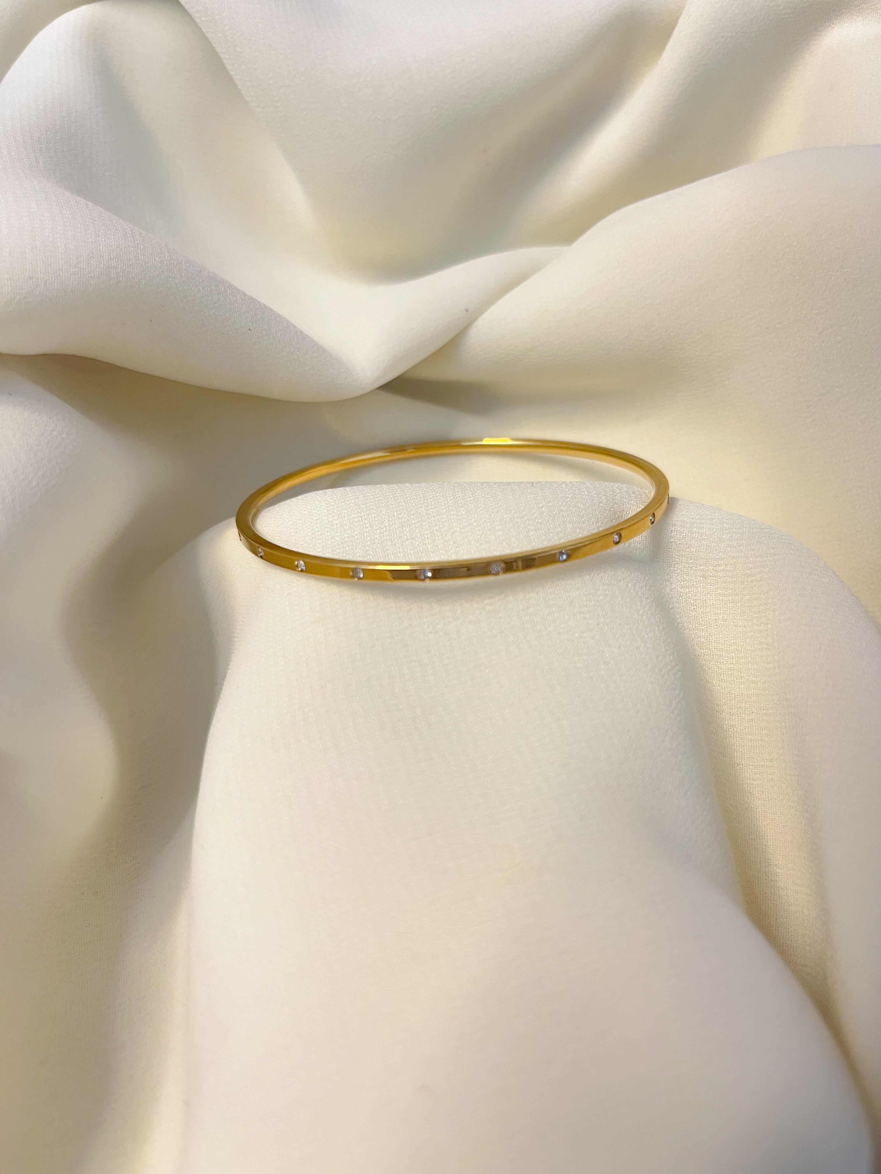 Round Bangle 5.5CM Diameter 