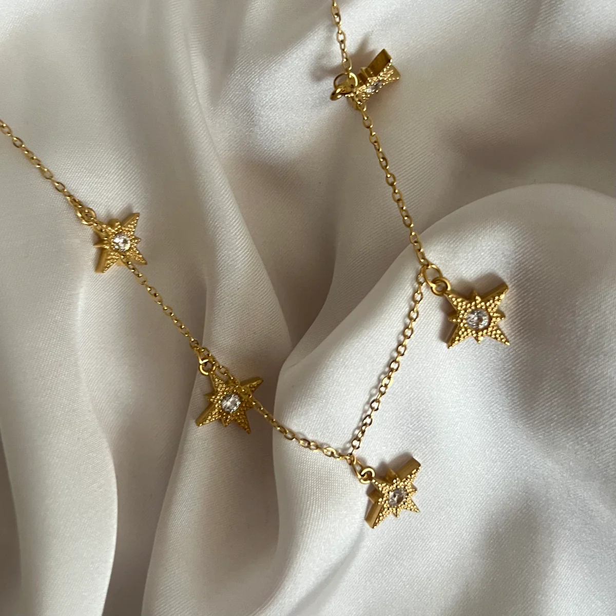 Starlet Necklace 