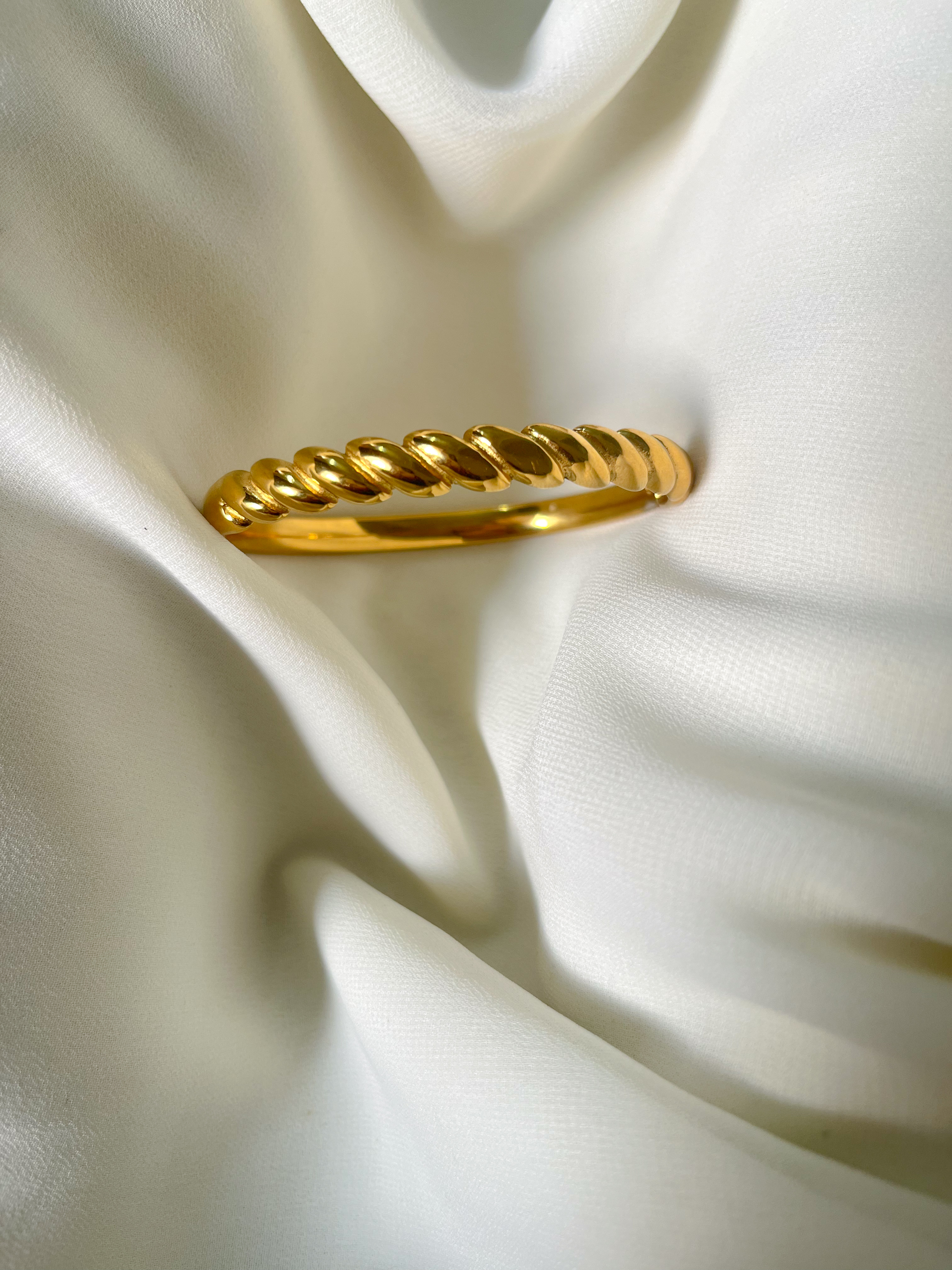 Twisted Bracelet