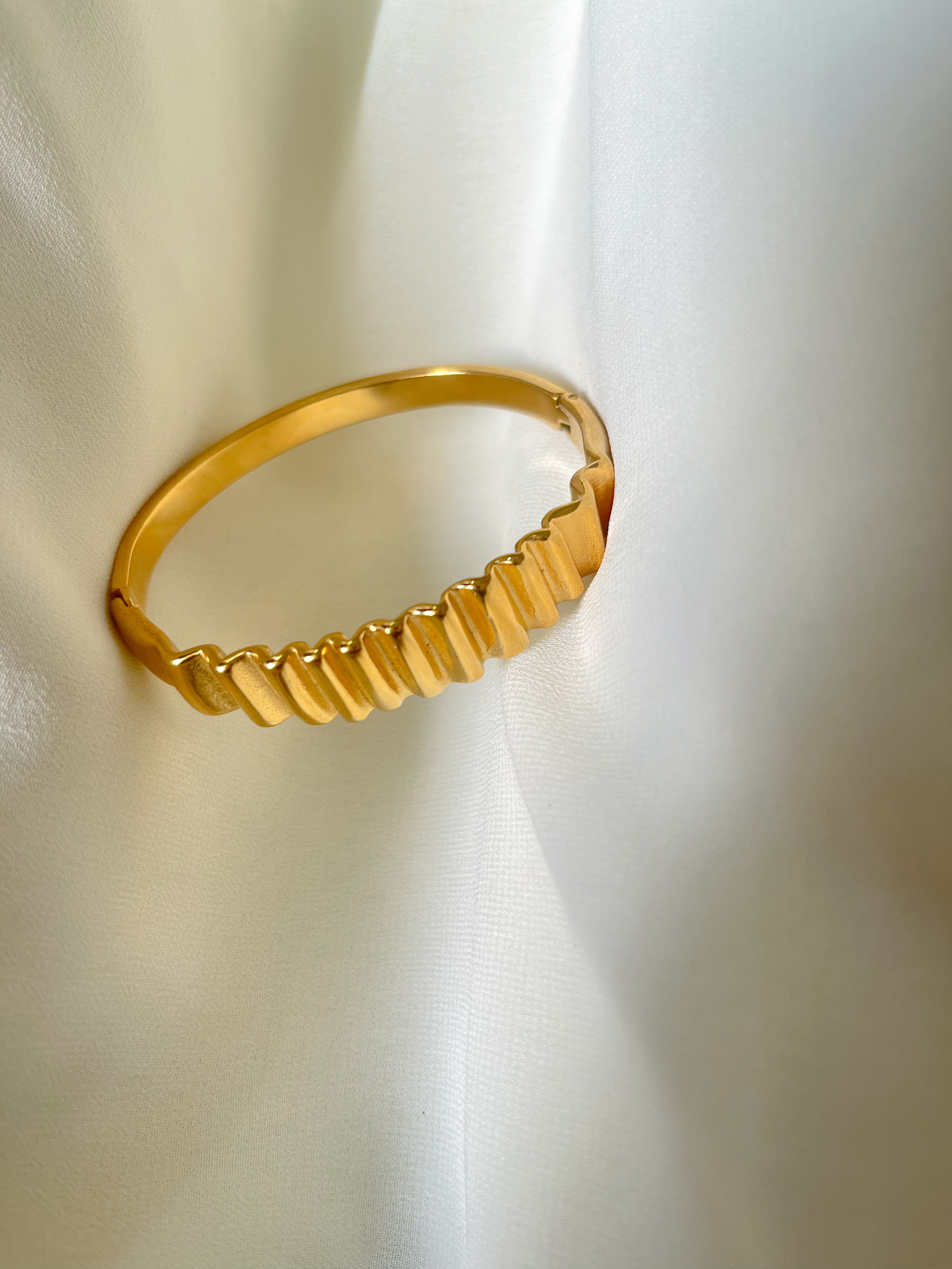Teist Bracelet