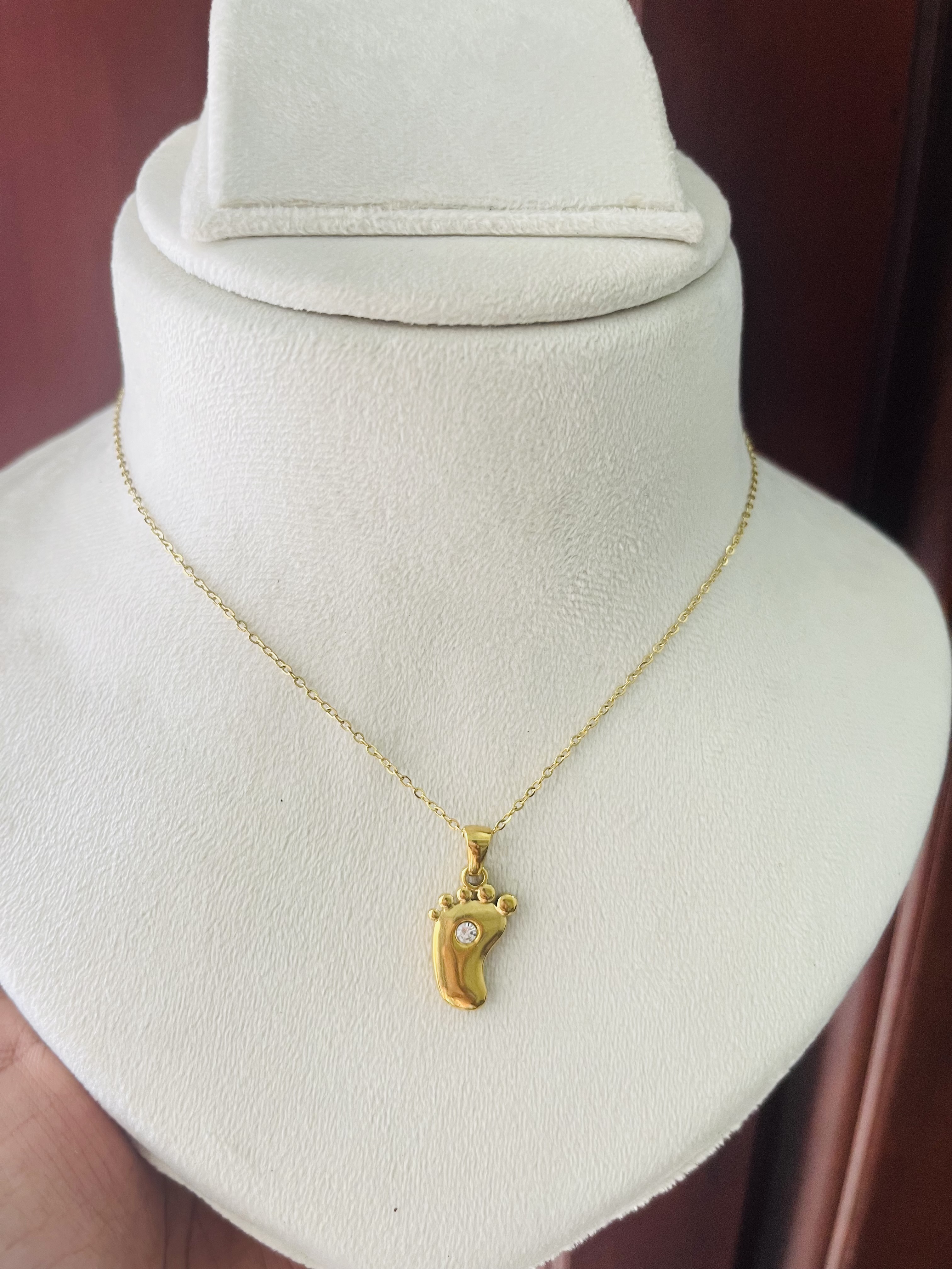 Mom to be necklace 