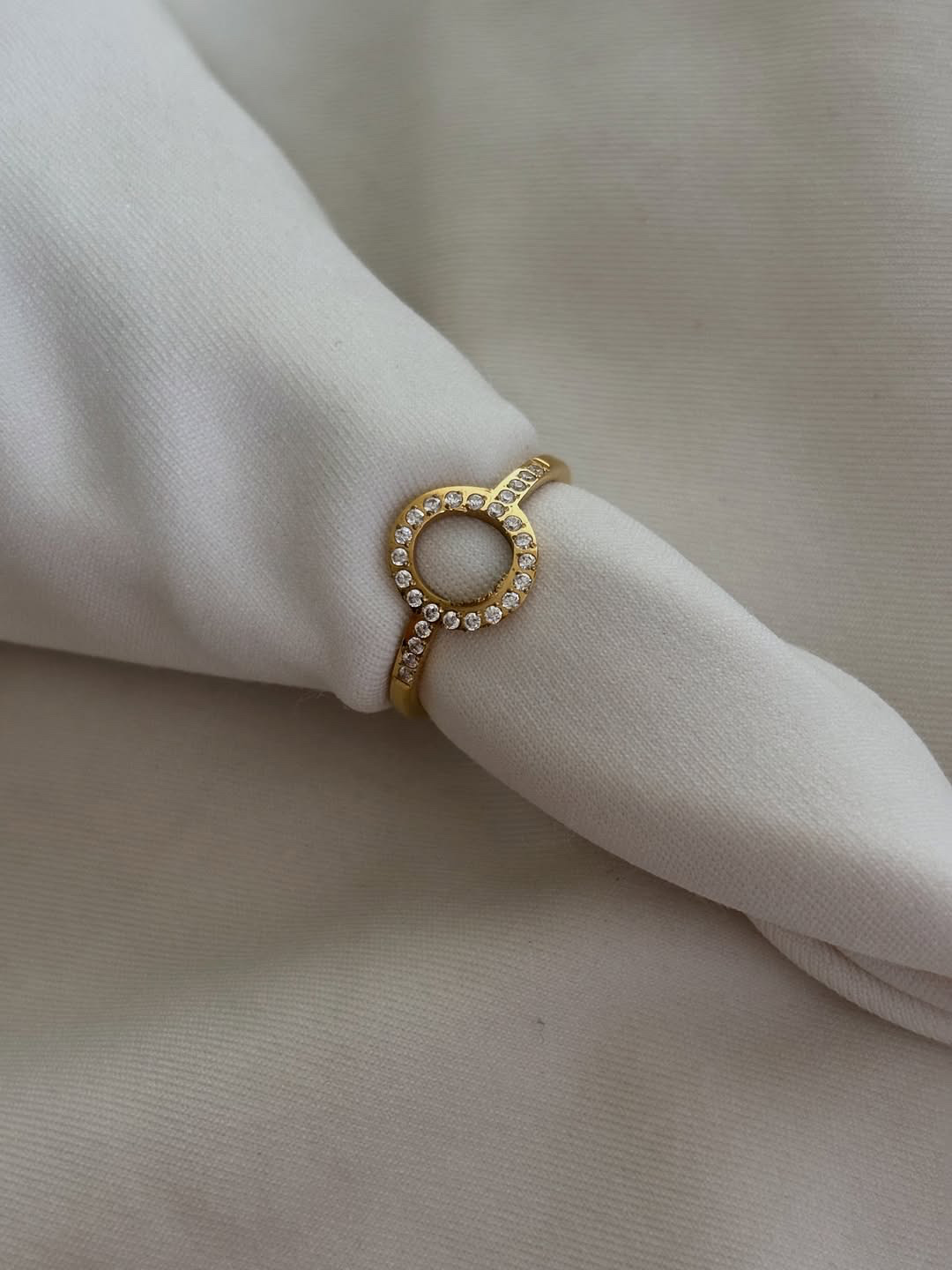 Circle Ring