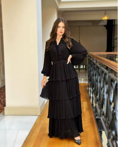 Elegant Black Maxi Dress