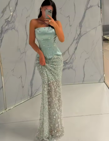 Elegant Strapless Dress