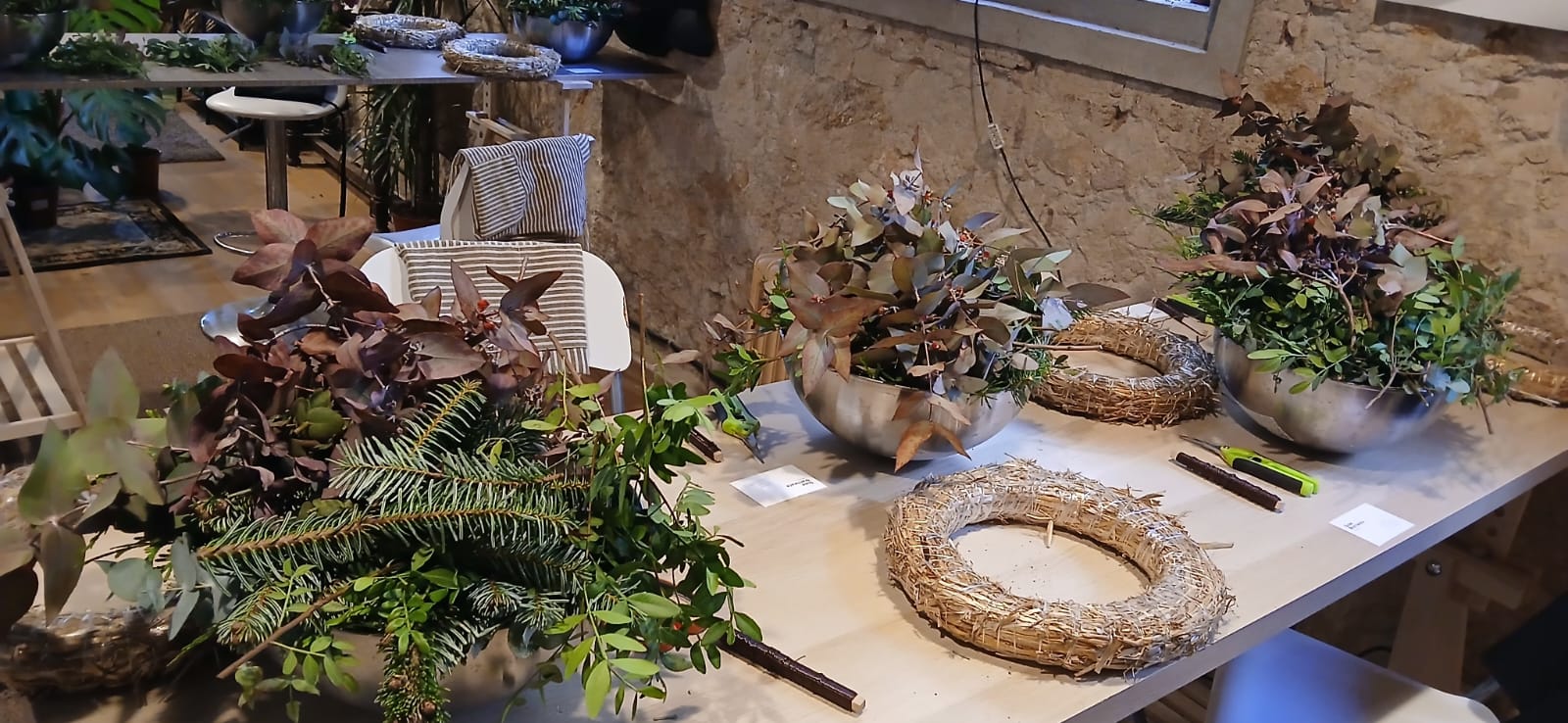 TALLER DE CORONA DE ADVIENTO