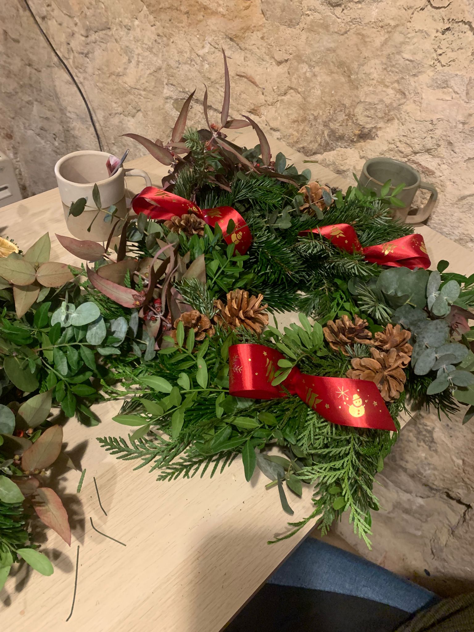 TALLER DE CENTROS DE MESA NAVIDEÑOS