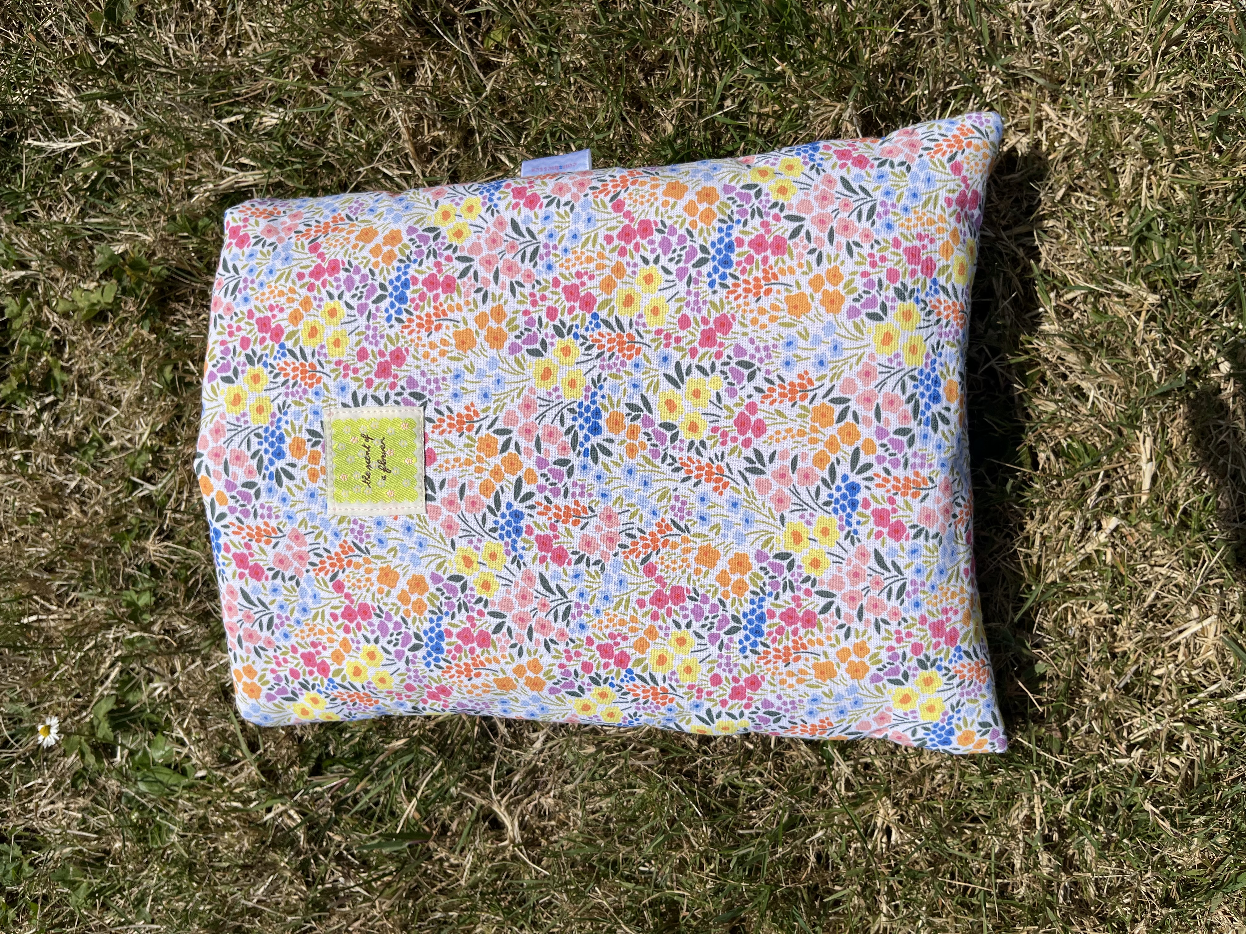 Pochette à livre broché Elya