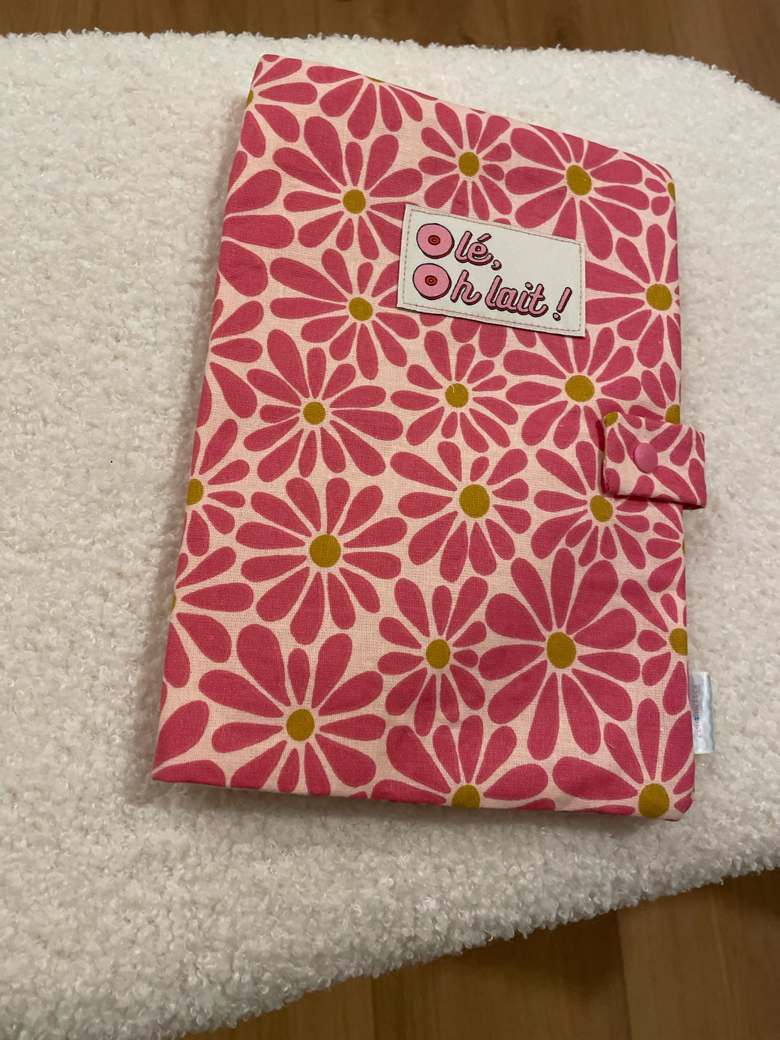 Protège carnet de santé Pâquerette