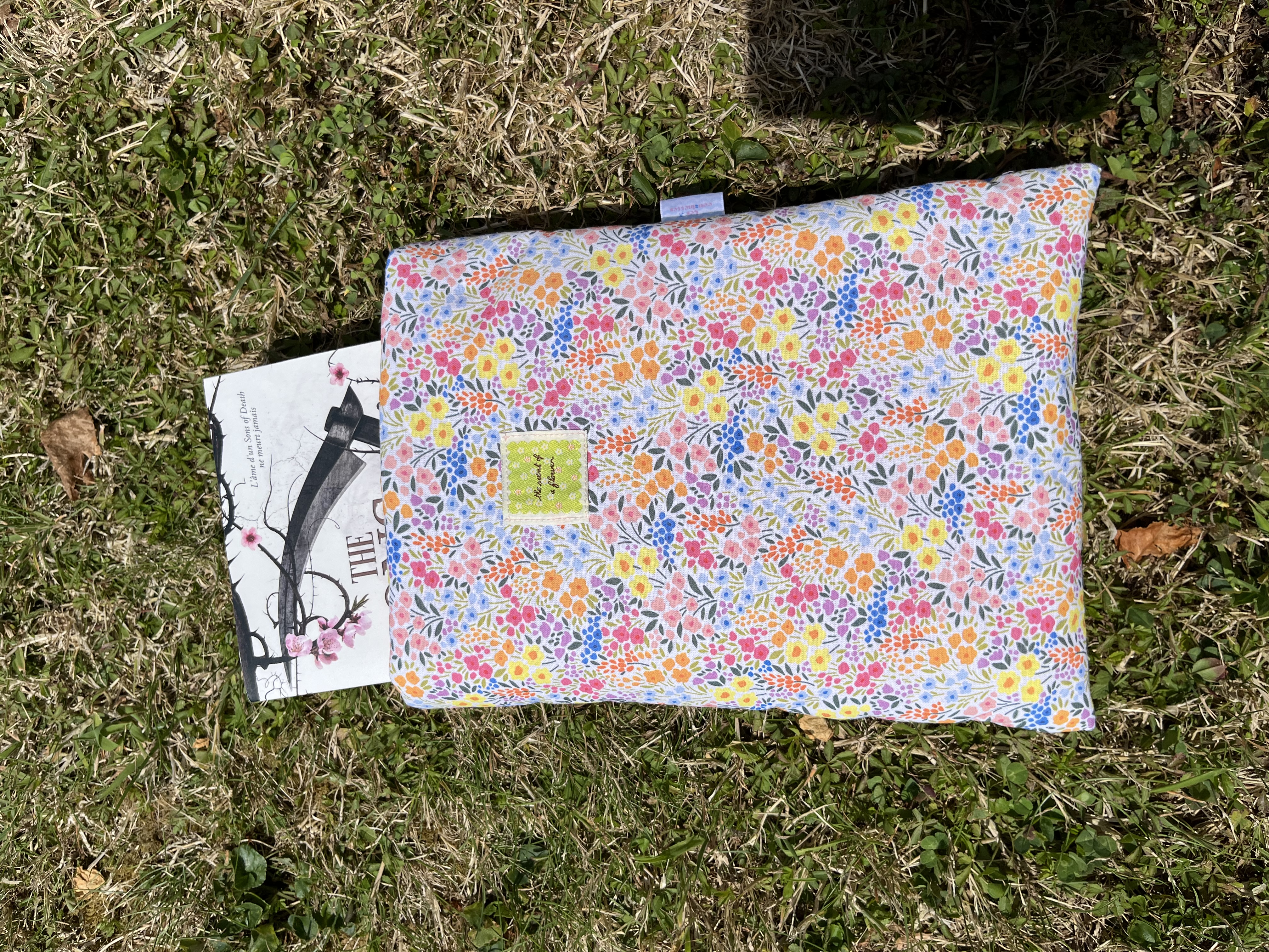 Pochette à livre broché Elya