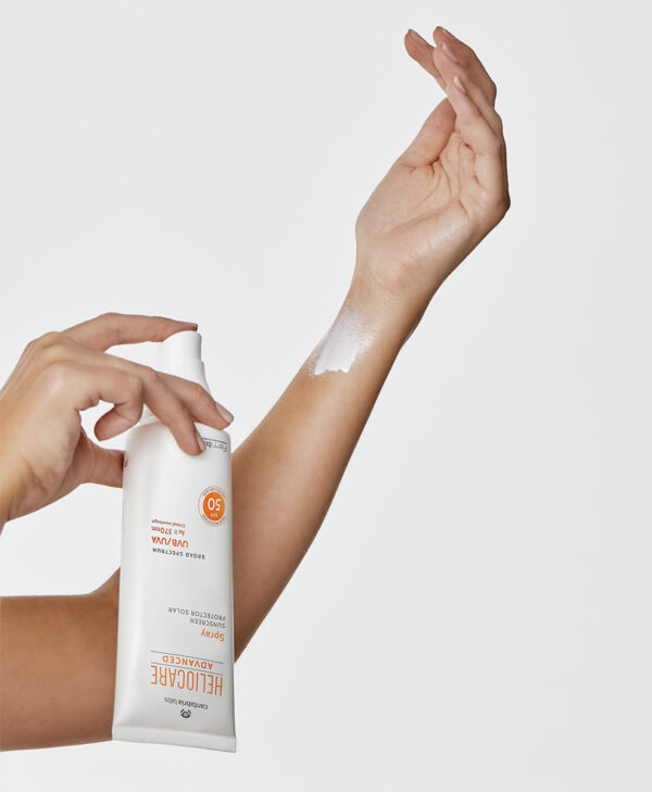 Advanced Spray SPF 50