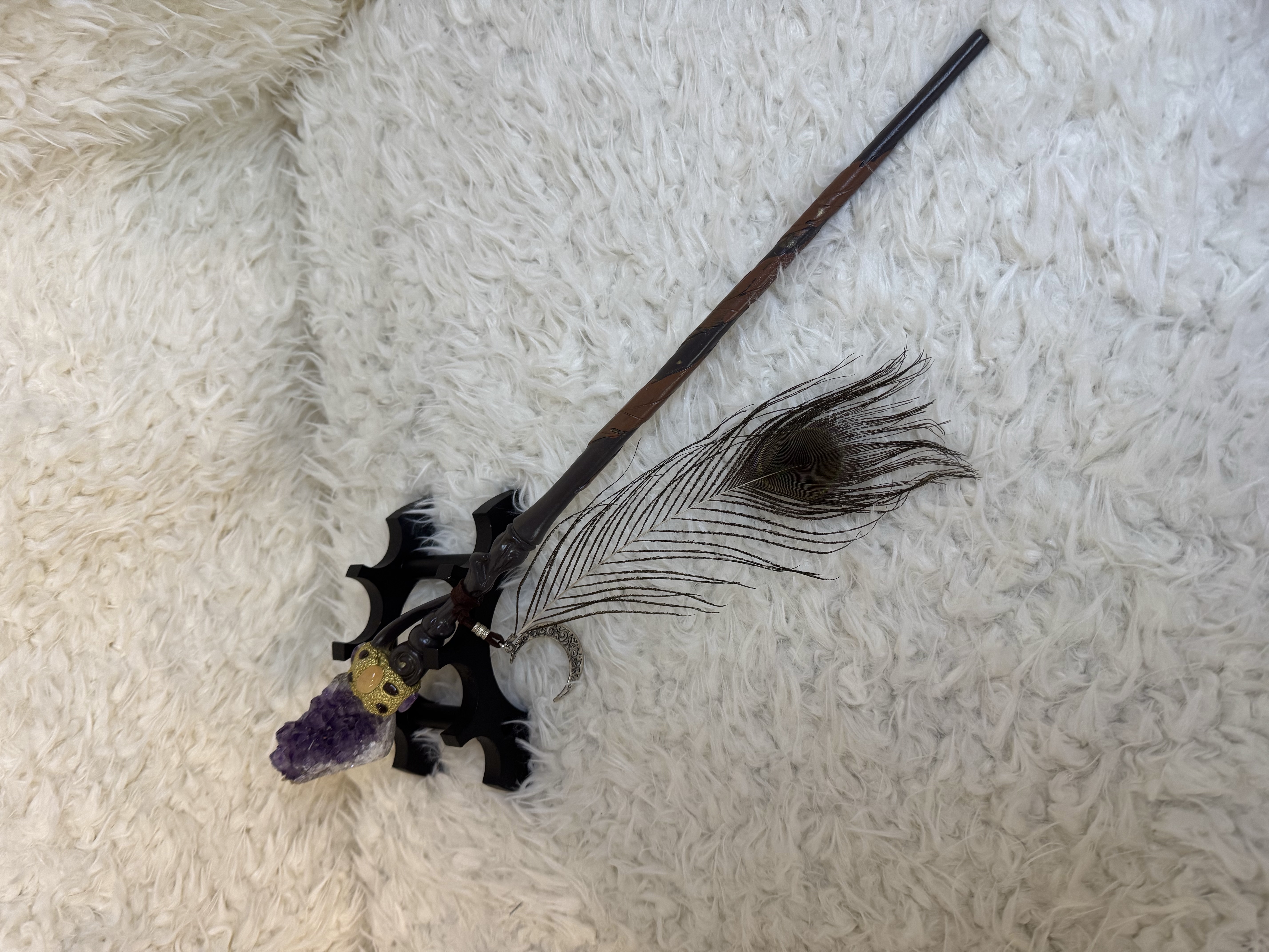 Peacock Amplification Wand 17 inches