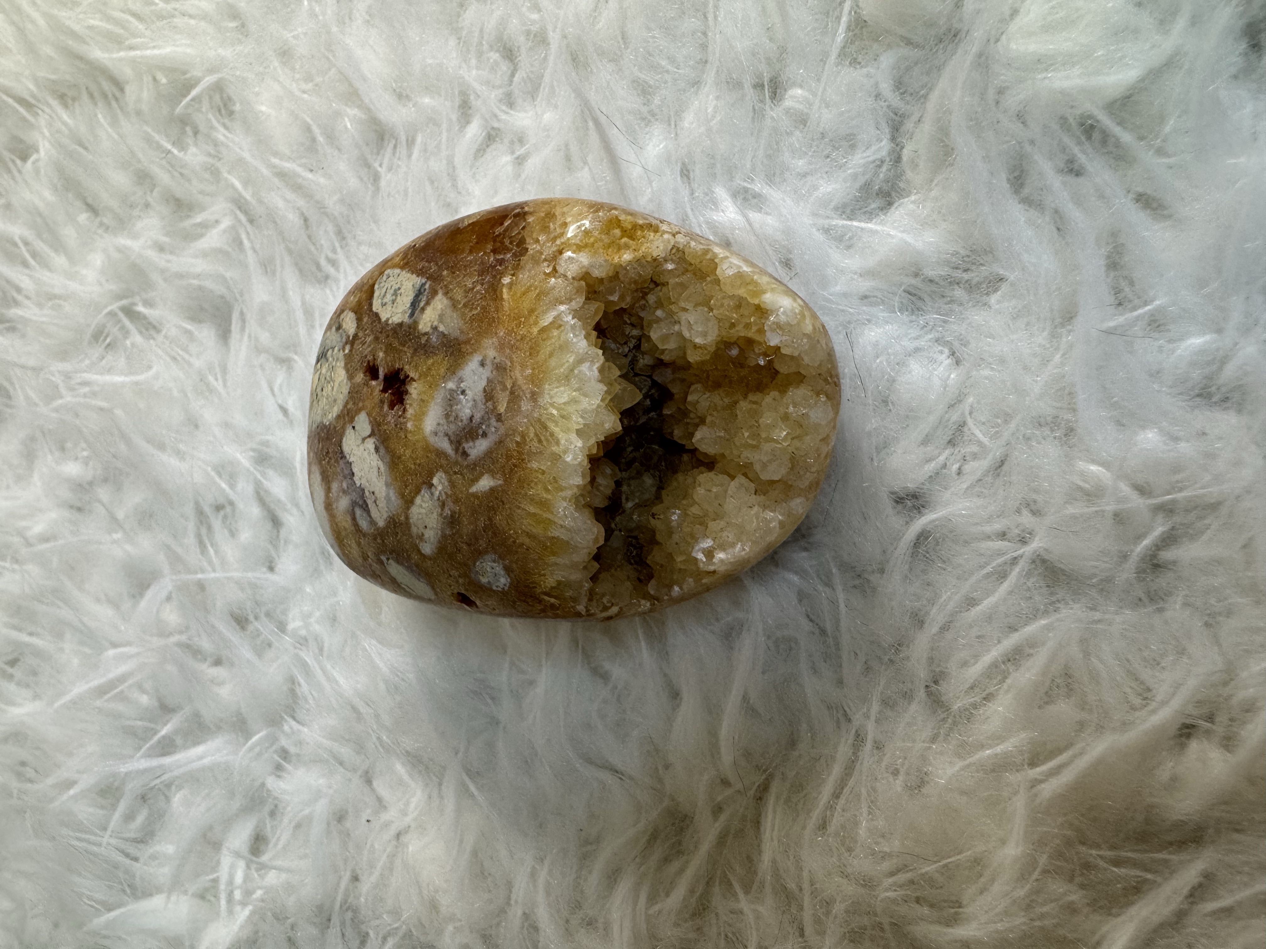 Druzy Dendritic Sulfur Quartz Meditation Stone