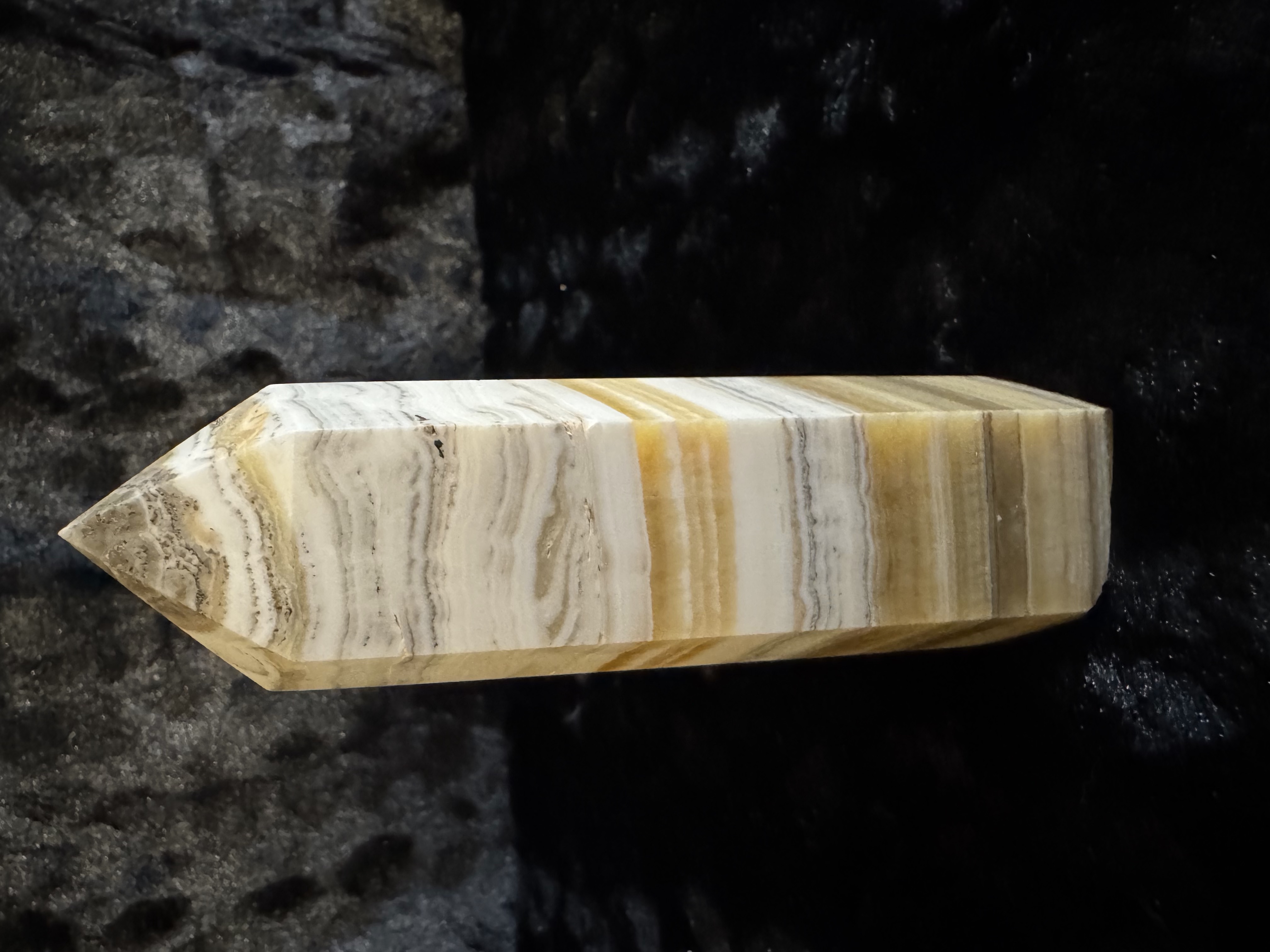Banded Orange Calcite Generator 