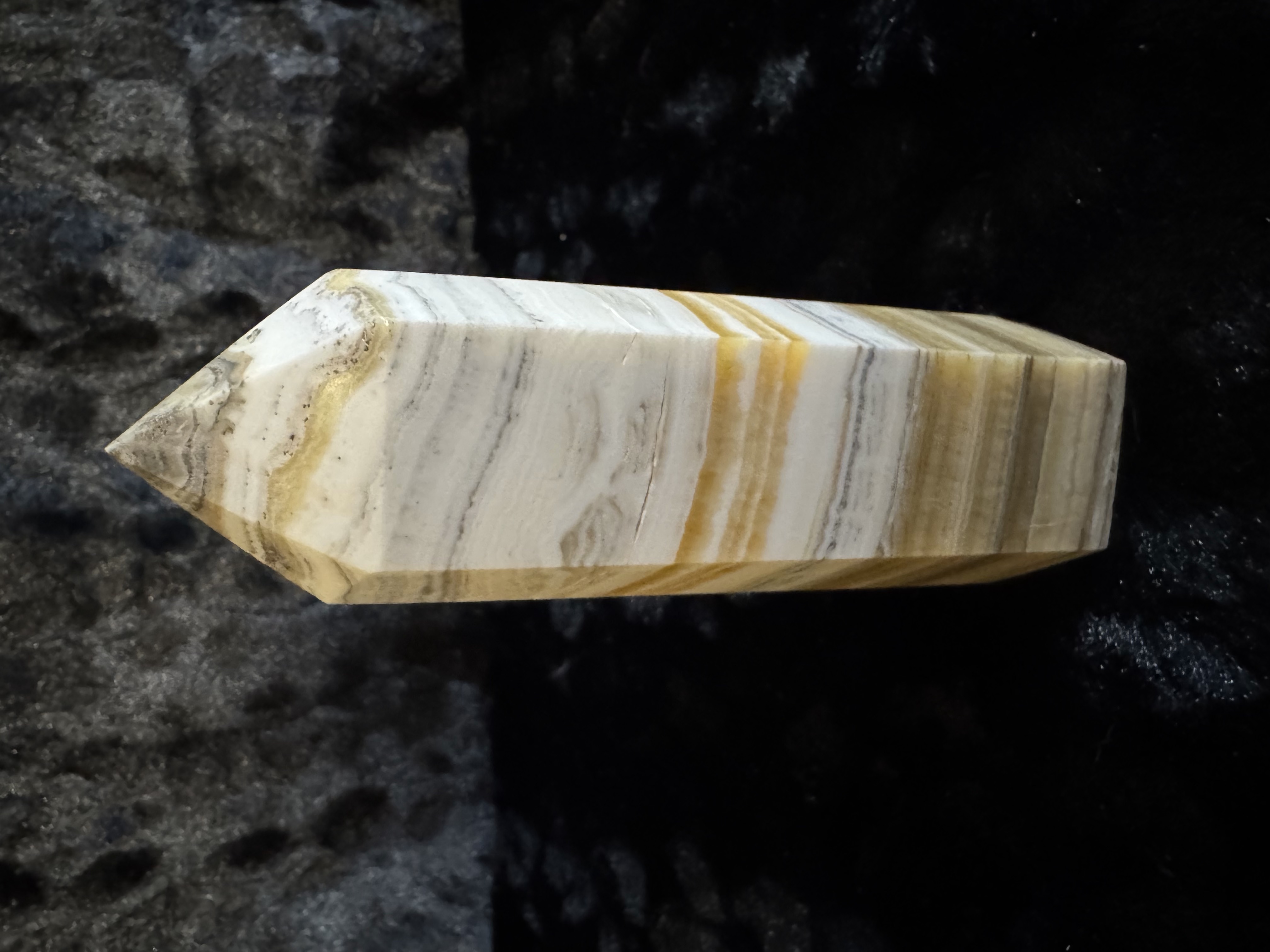 Banded Orange Calcite Generator 