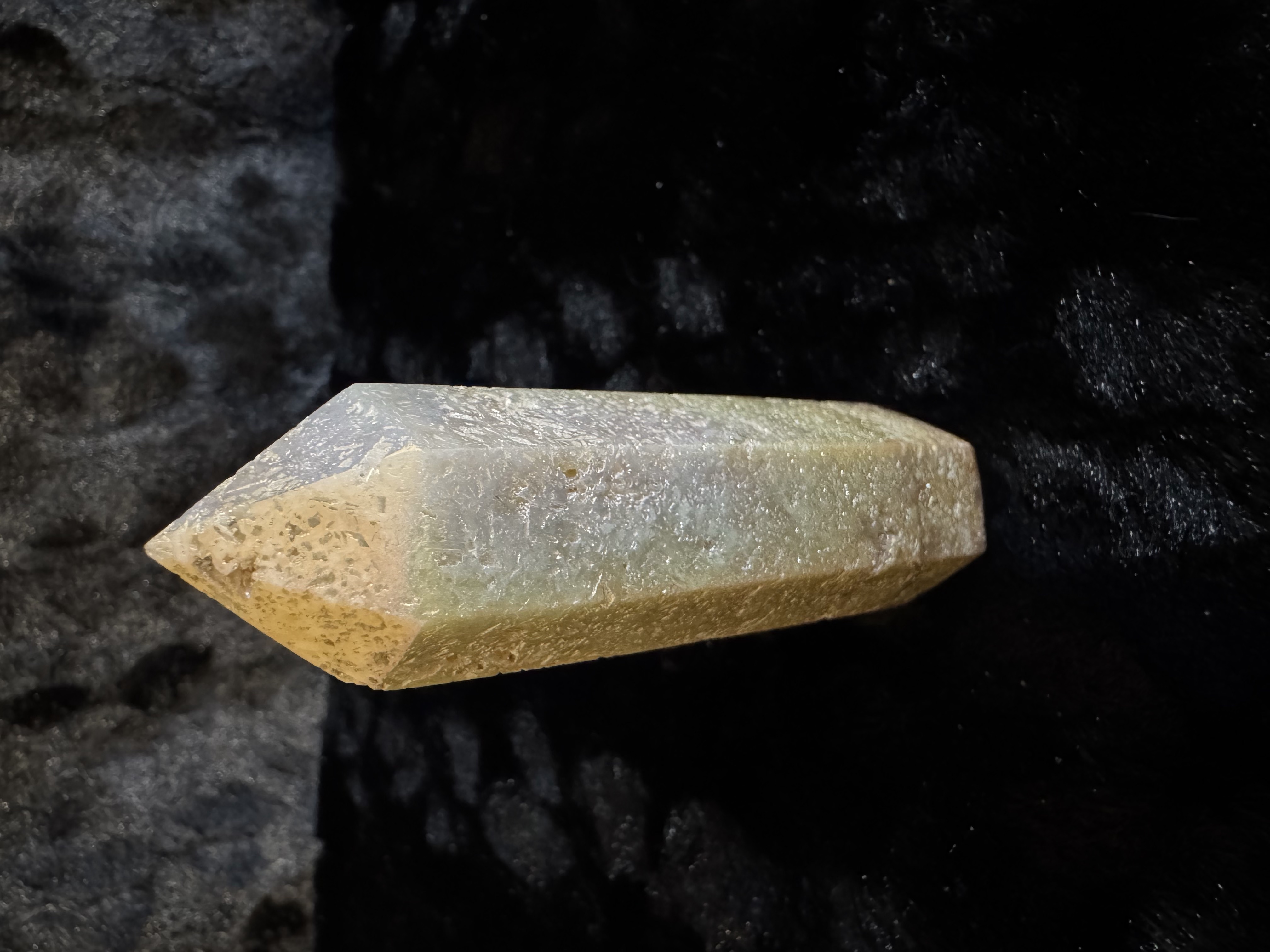 Angel Aura Crackle Quartz Generator 