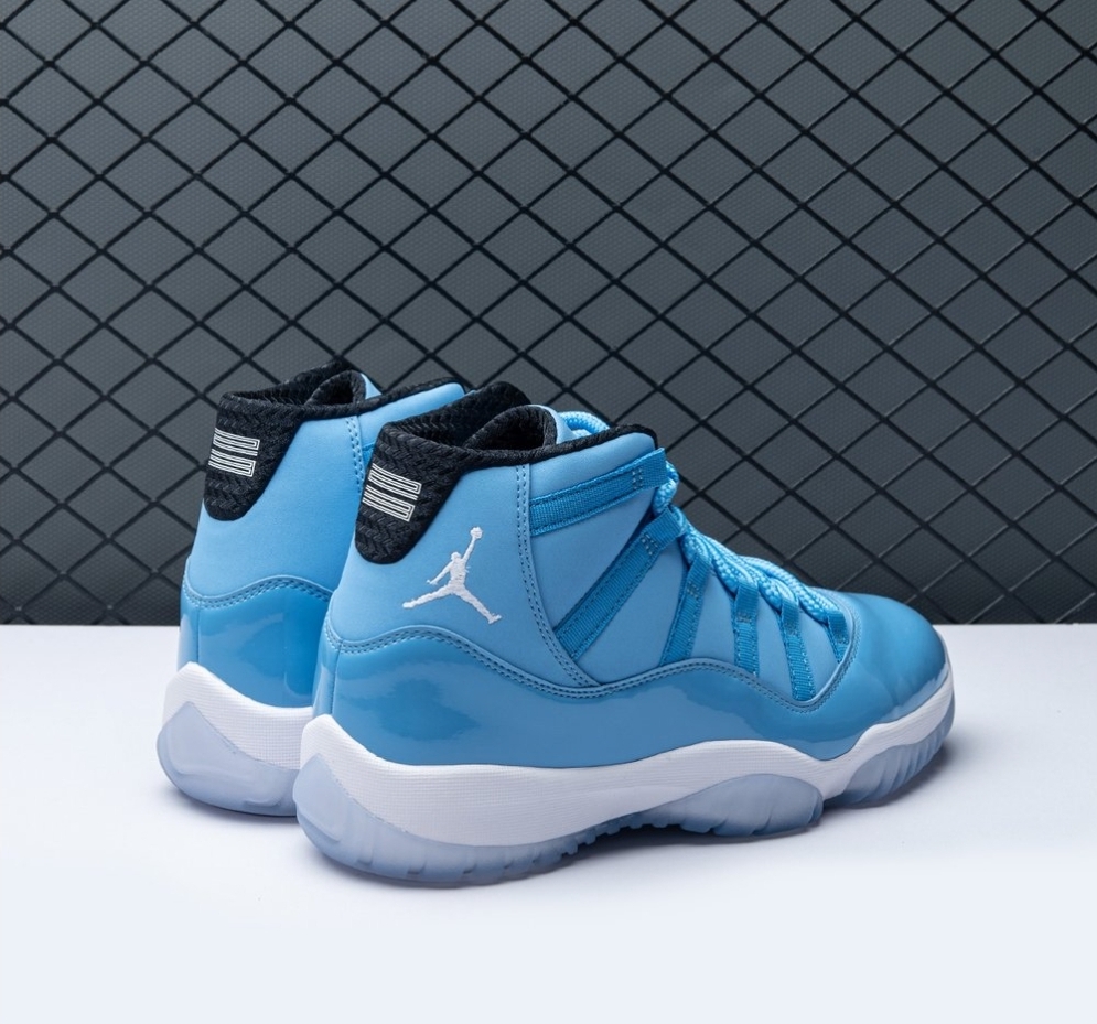 Air Jordan 11 Retro 'Legend Blue'