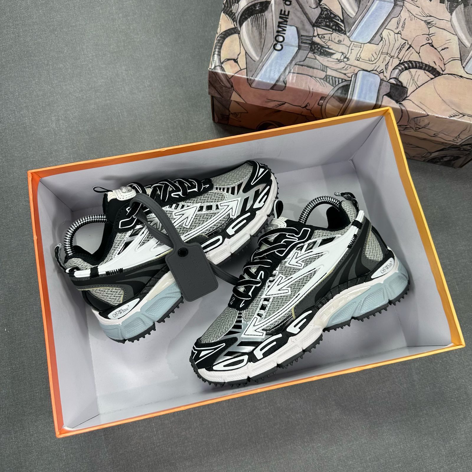 Off-White "Be Right Back"