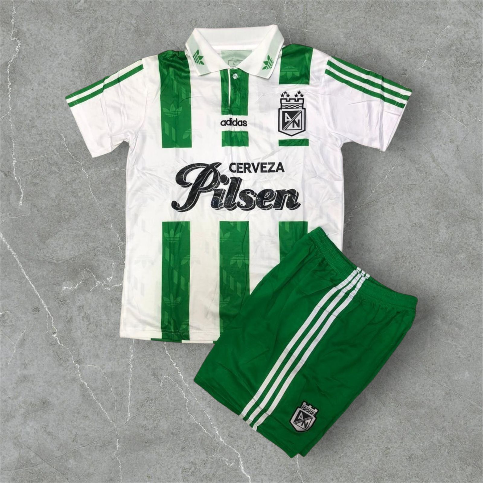 Conjunto Atlético Nacional Retro Pilsen 1995