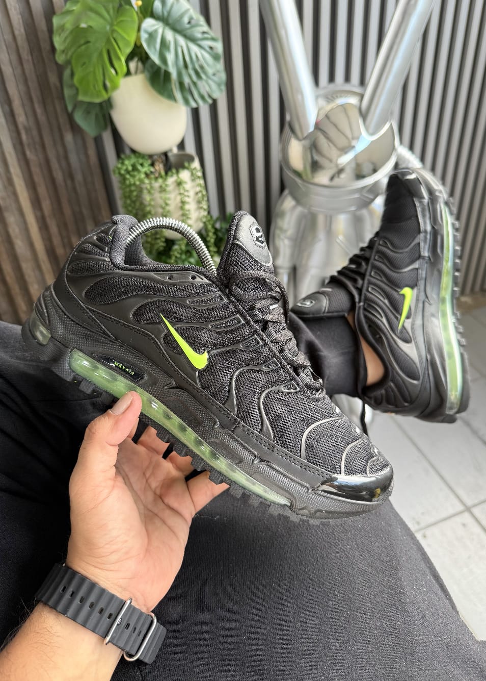 Nike Air Max Plus 2000