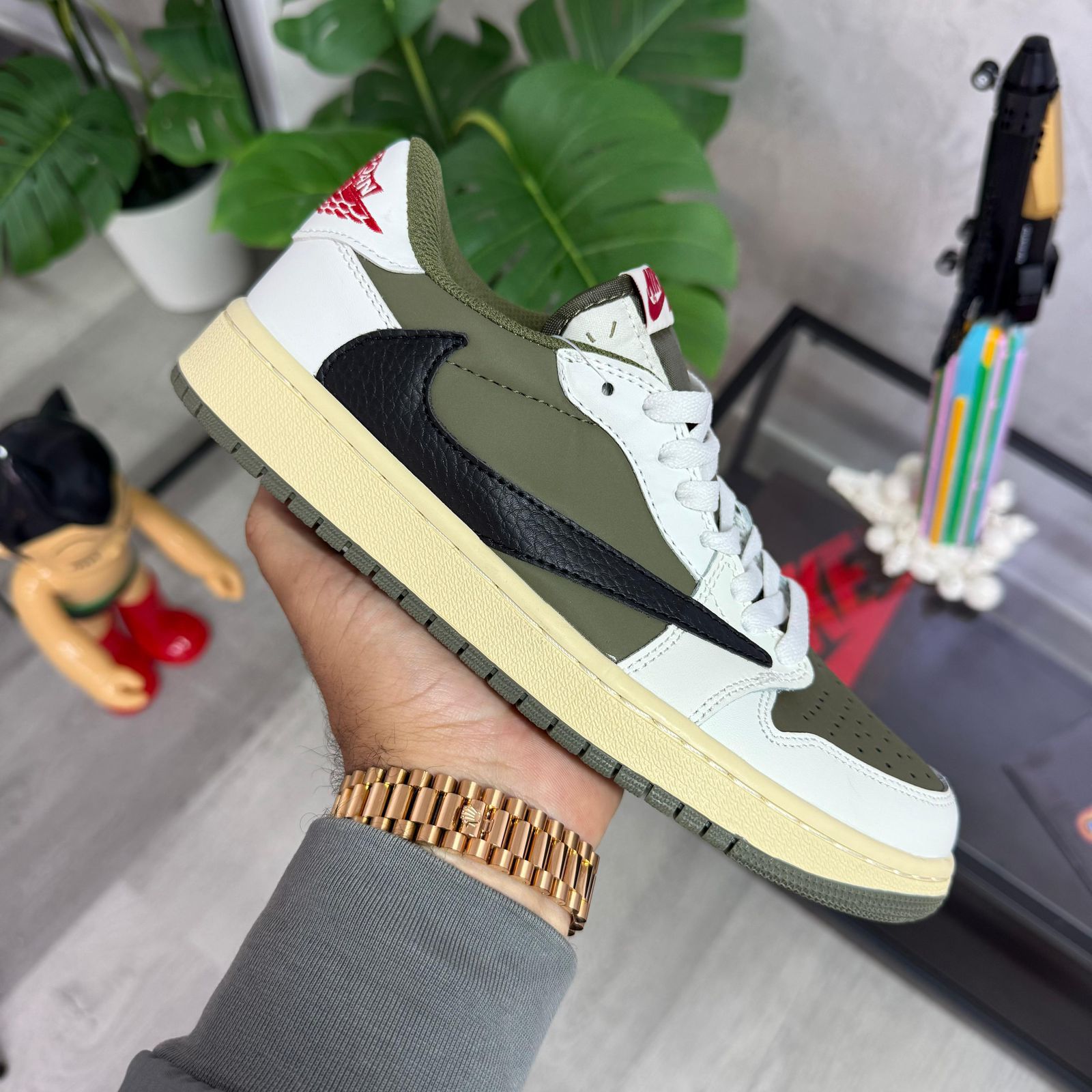 Jordan 1 Low OG x Travis Scott 
