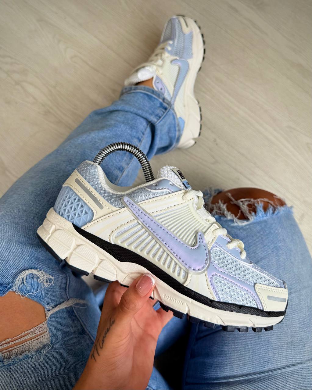 Nike Zoom Vomero 5 Dama