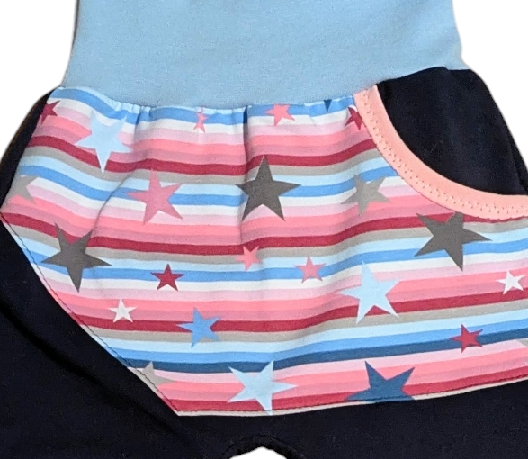 Kinderhose mit Sternenmuster