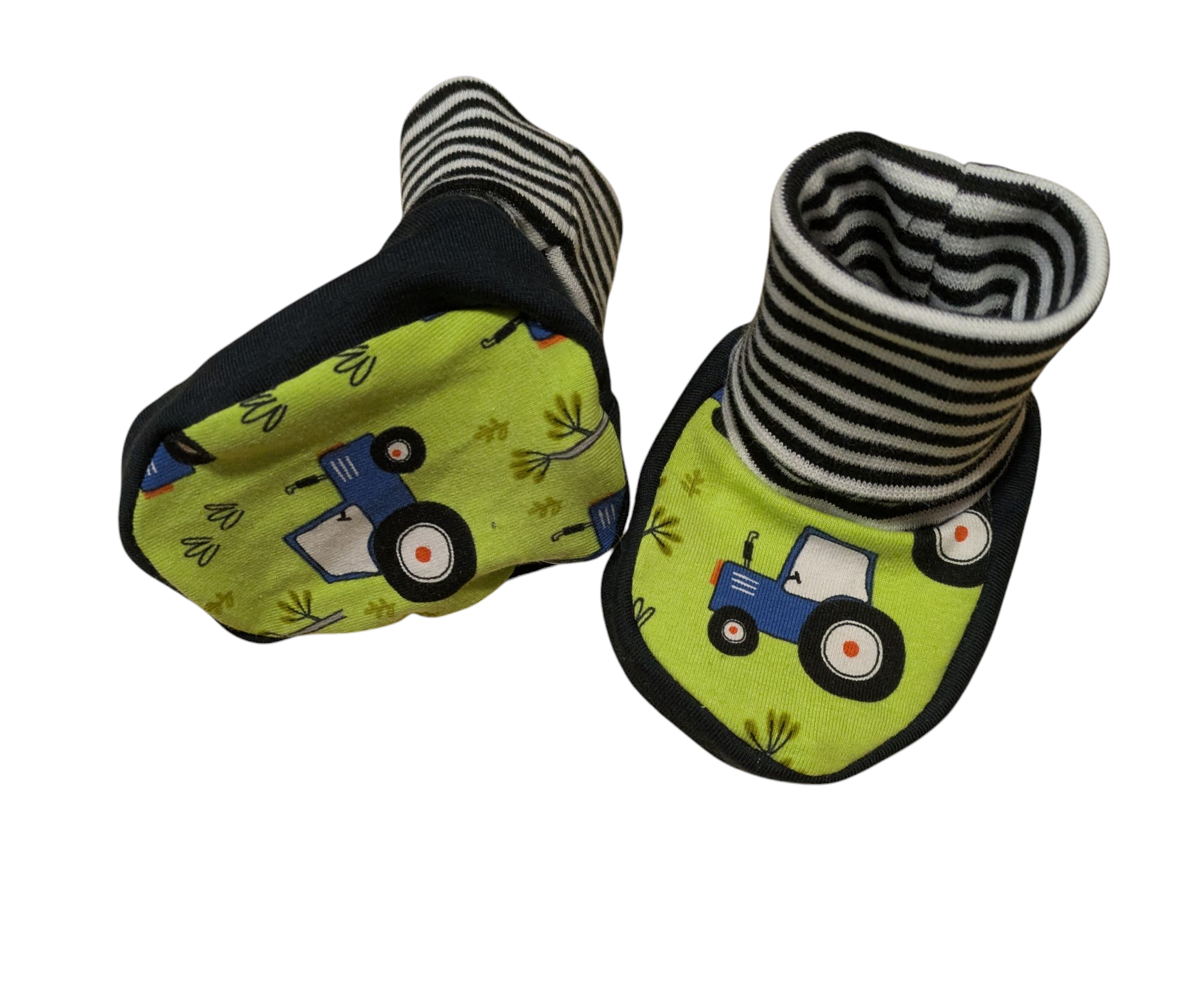 Babyschuhe mit Traktormotiv in den Gr..50/56 und 62/68 