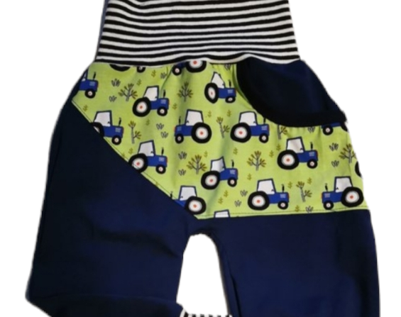 Kinderhose mit Traktor-Muster Grün in den Gr.50/56 bis 140 aus Jersey 