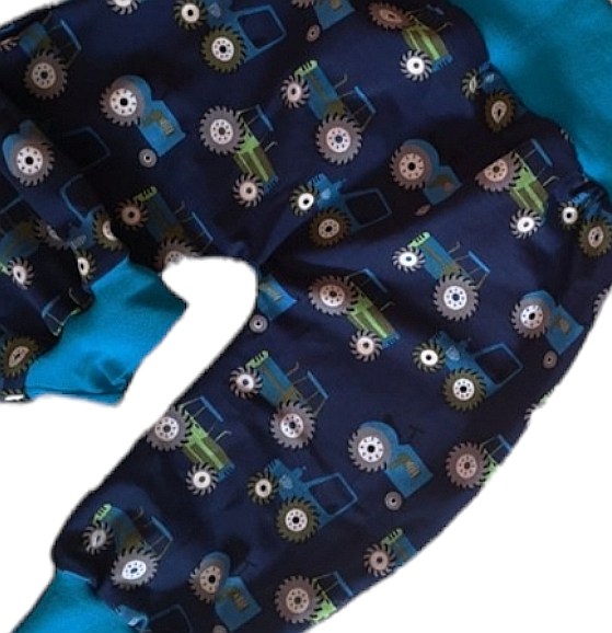 Baby-Set mit Traktor-Motiv