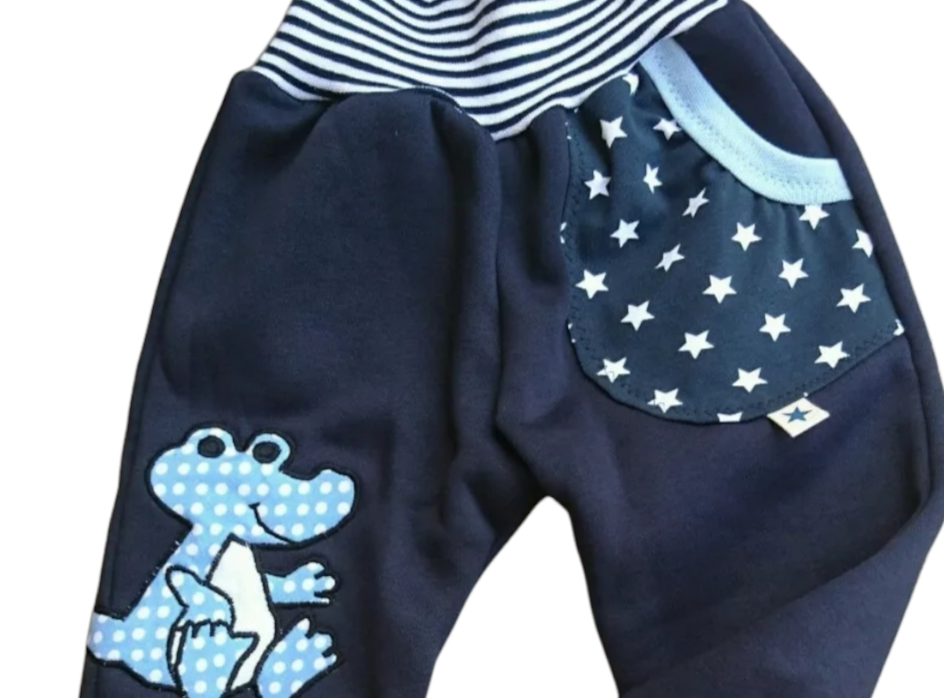 Babyhose mit Dino-Motiv
