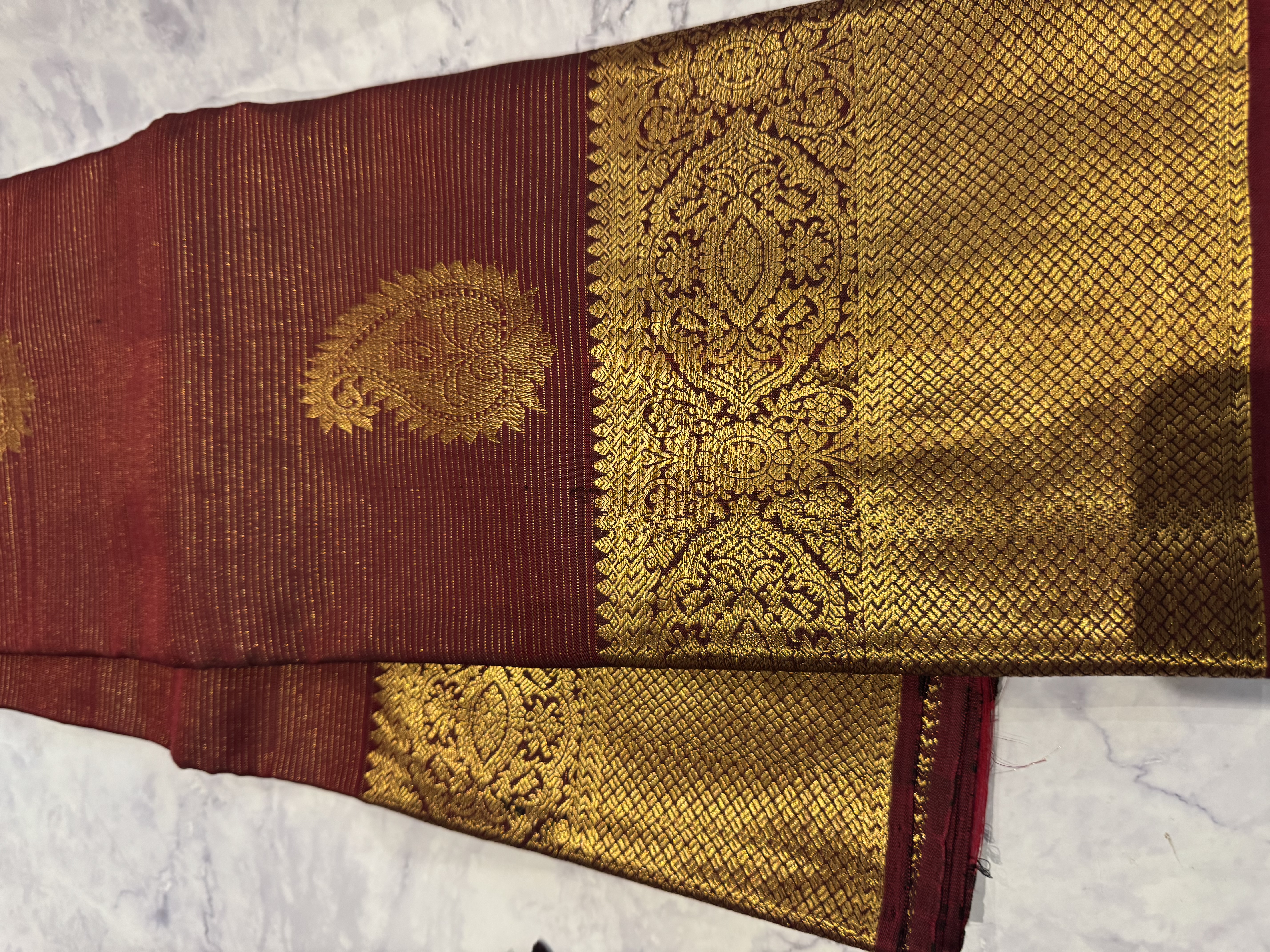 maroon vaira oosi pure silk saree