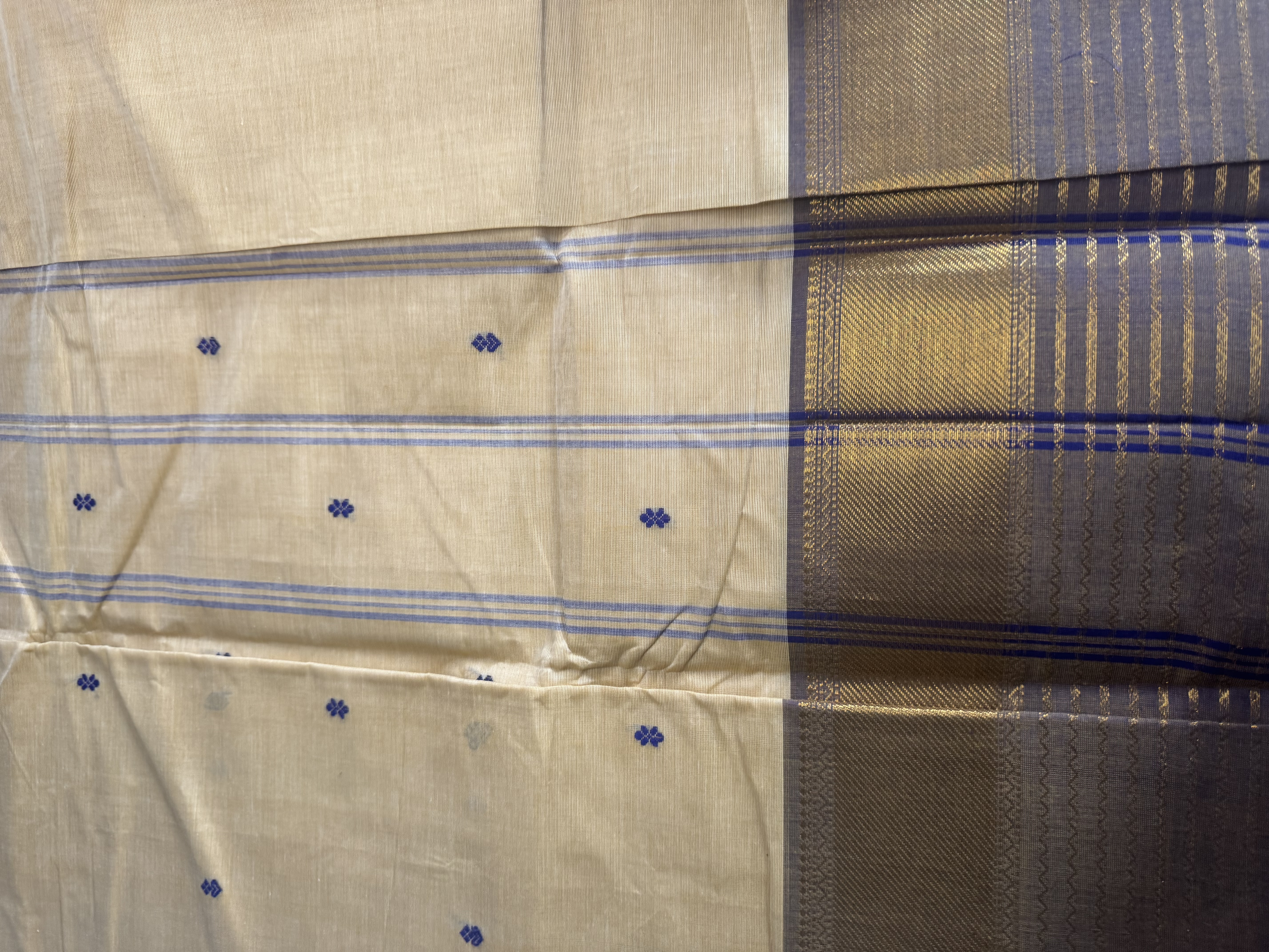 Biscuit saree with blue border