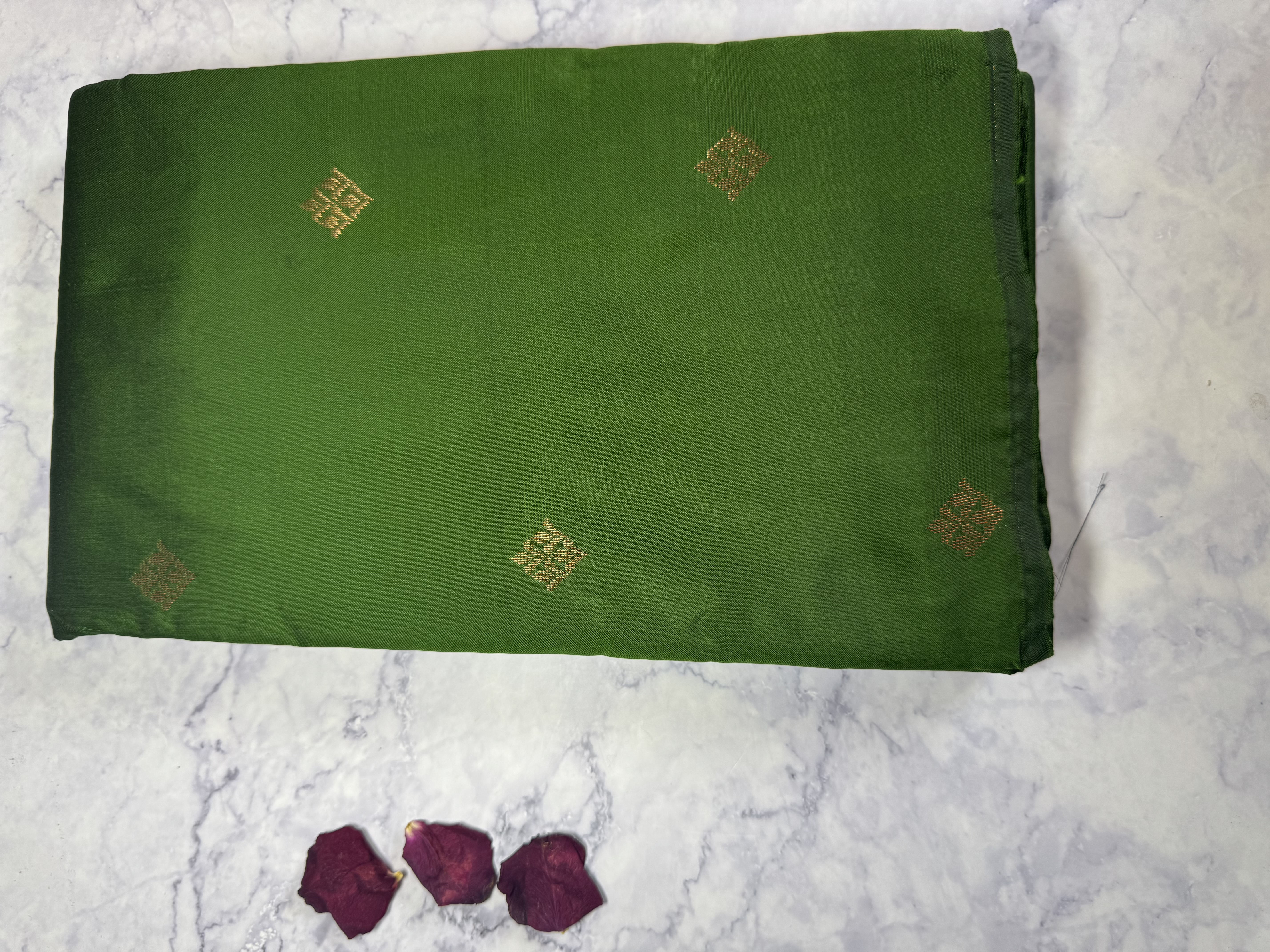 Mehendi green borderless semi silk saree