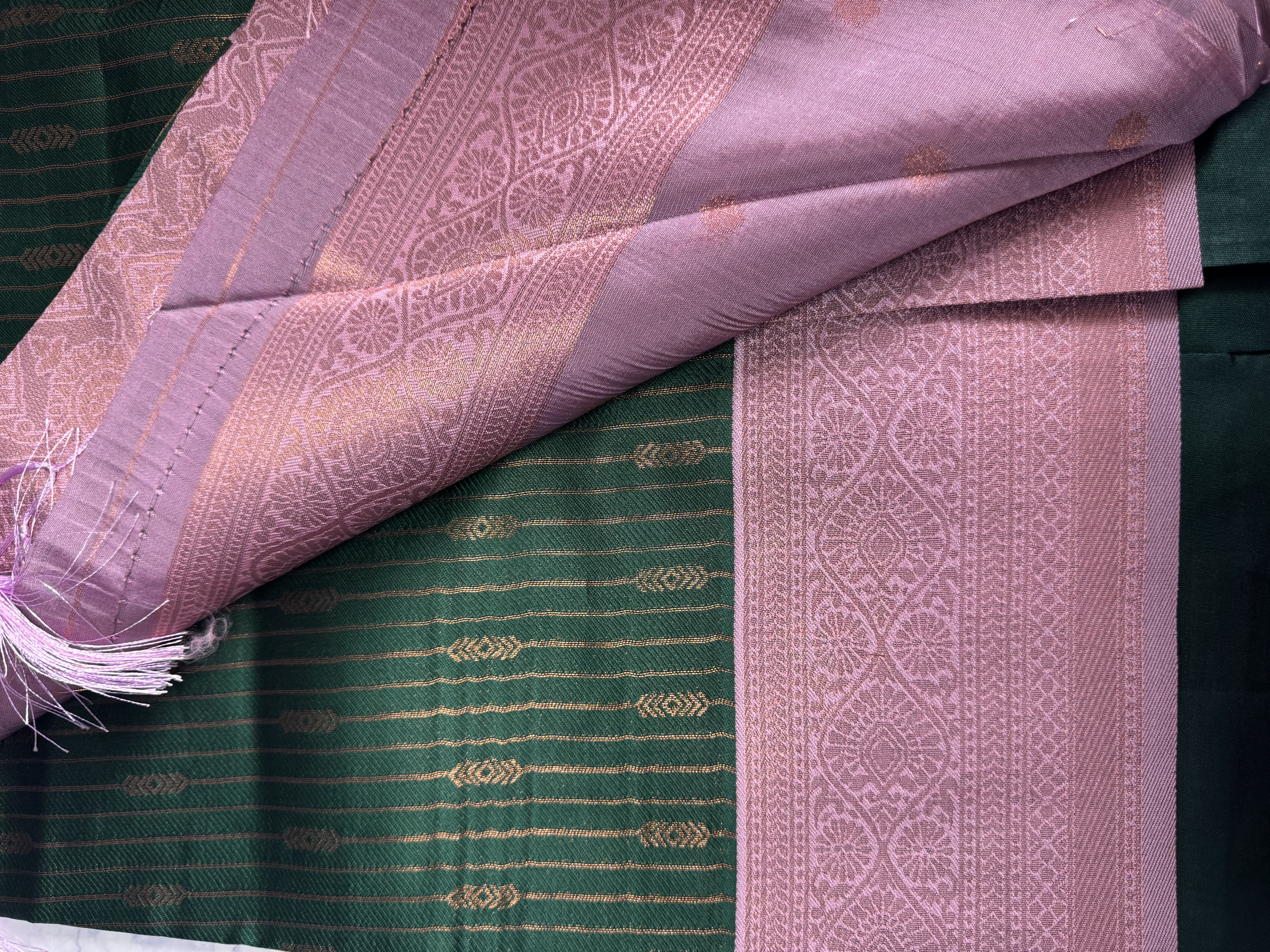 Green kubera pattu with lavender border