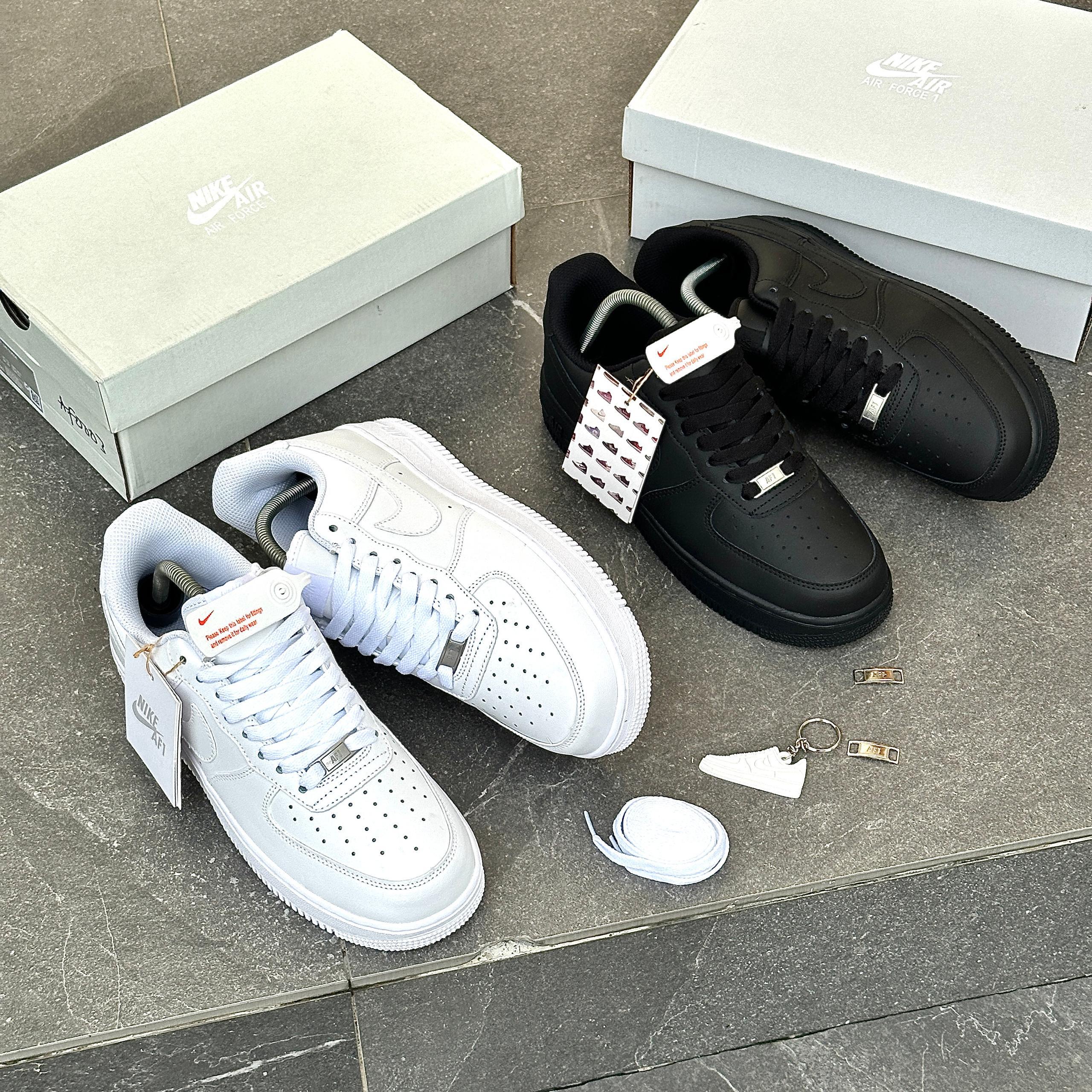 Nike Air Force 1 Sneakers