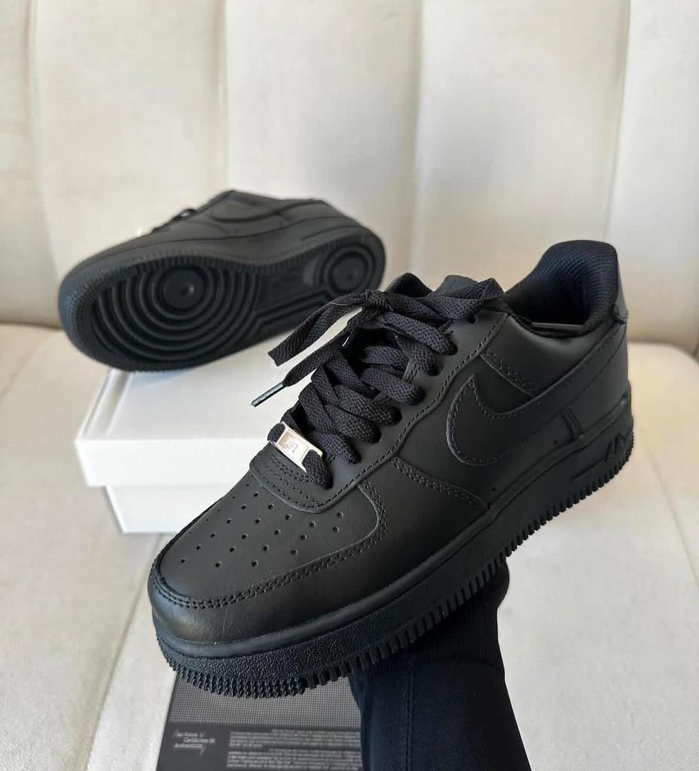 Nike Air Force 1 Sneakers