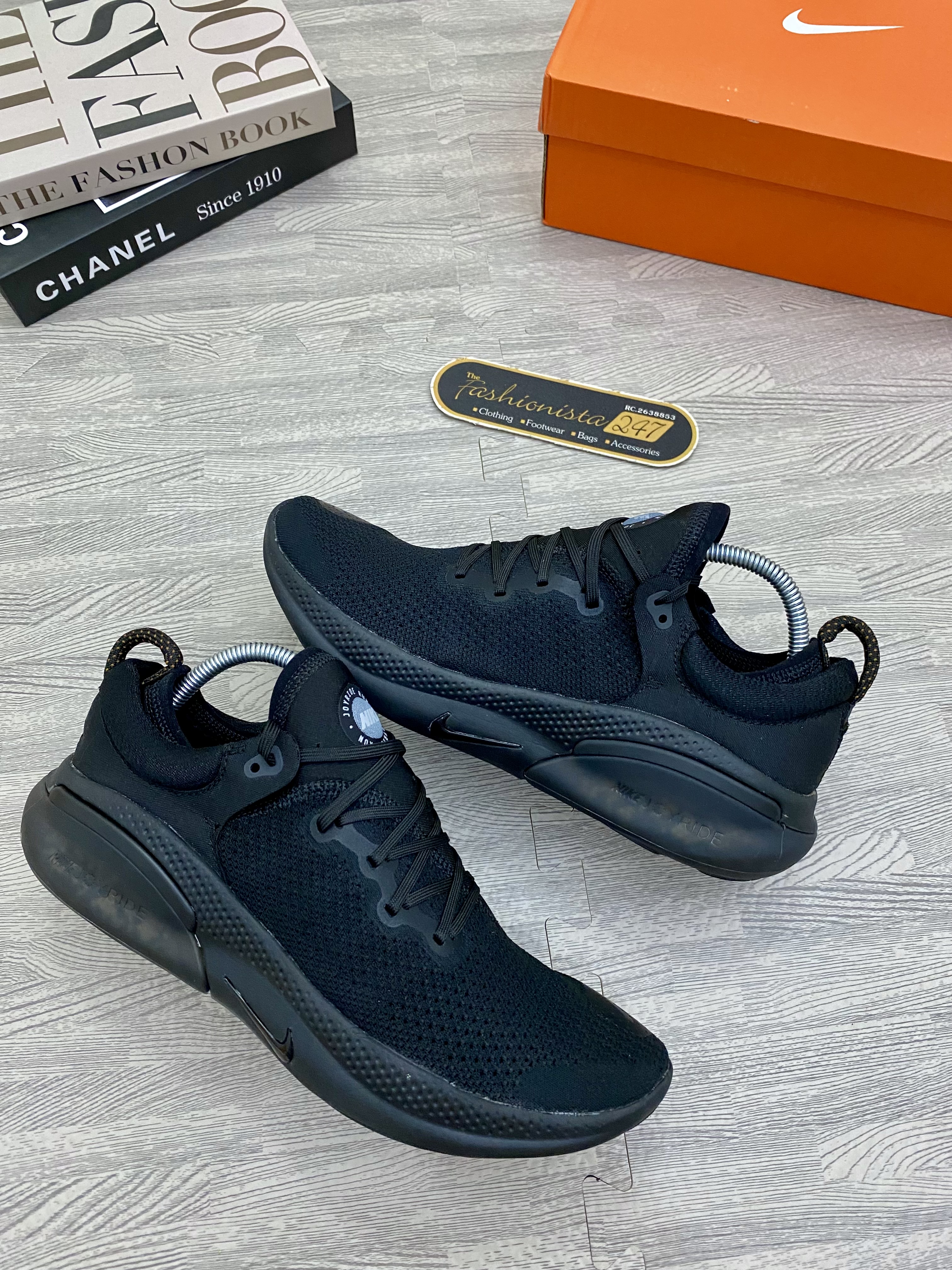 Nike Joyride Sneakers 