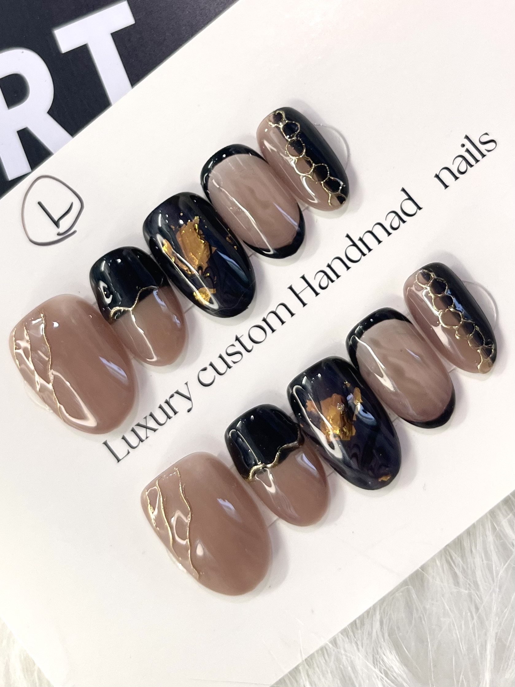 Mocha Noir | Gold-Leaf Marble Press-On Nails