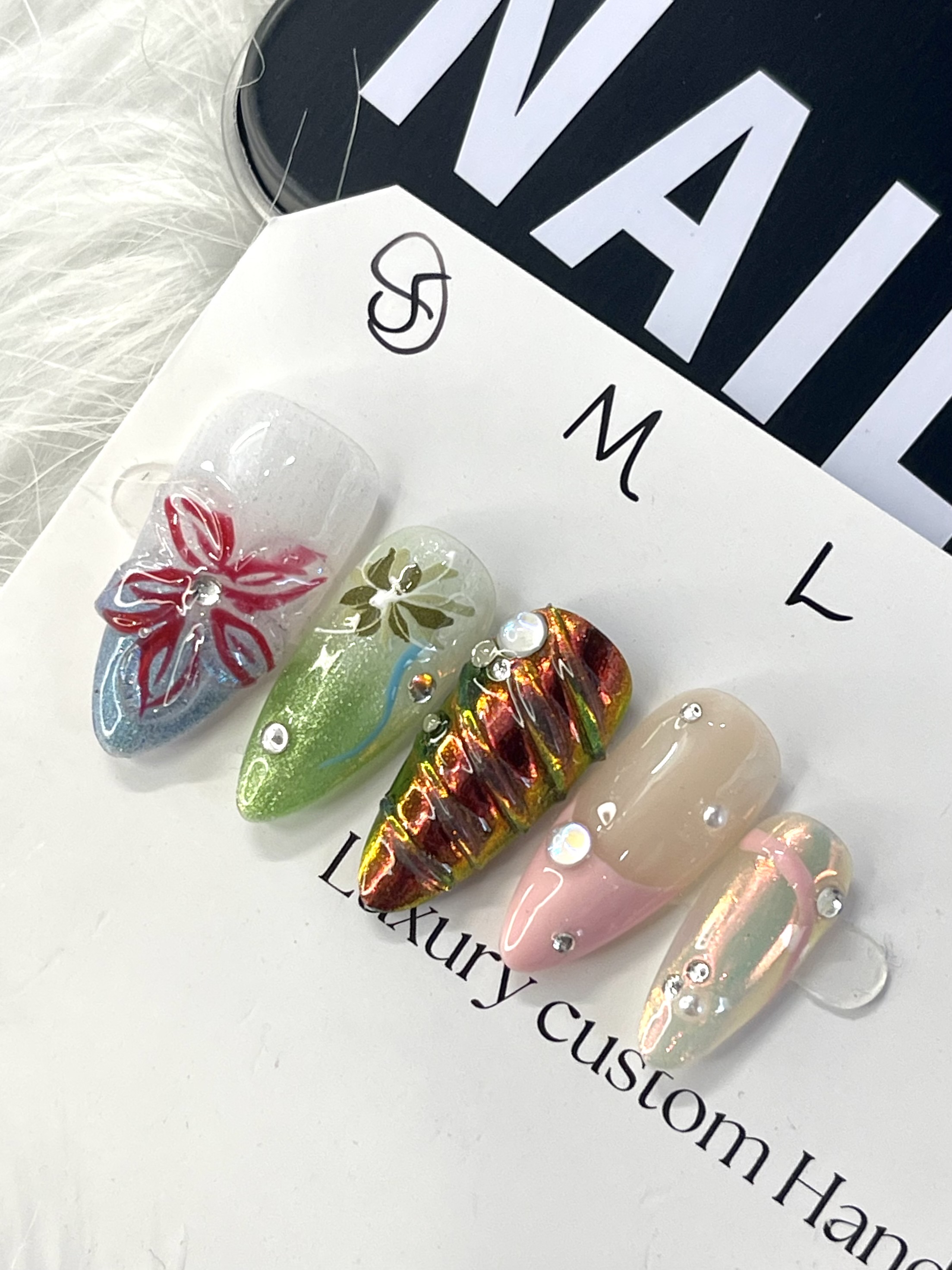 Garden Blaze | Holographic Floral Press-On Nails