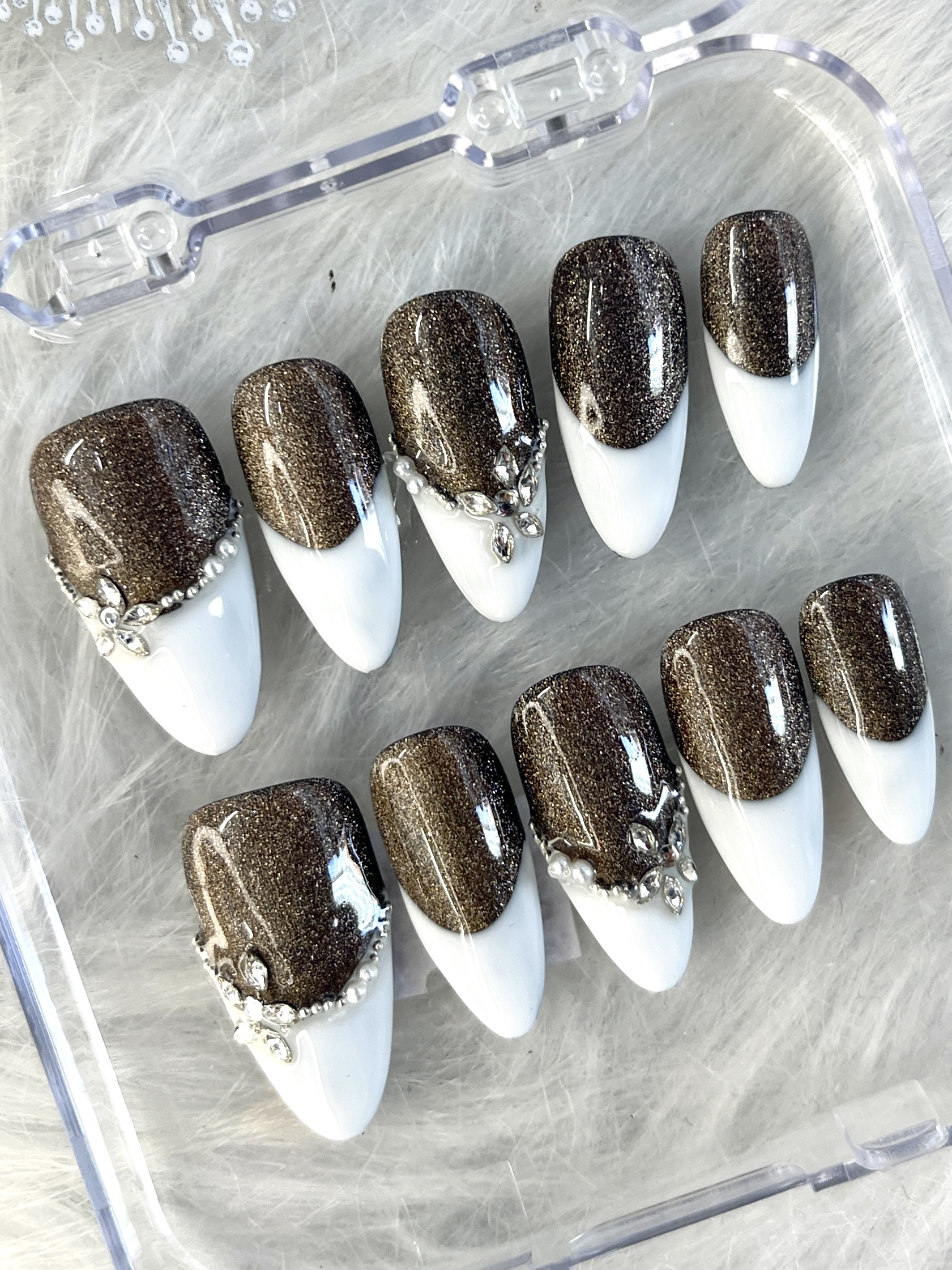 Mocha Glaze – Luxe Rhinestone Press-On Nails